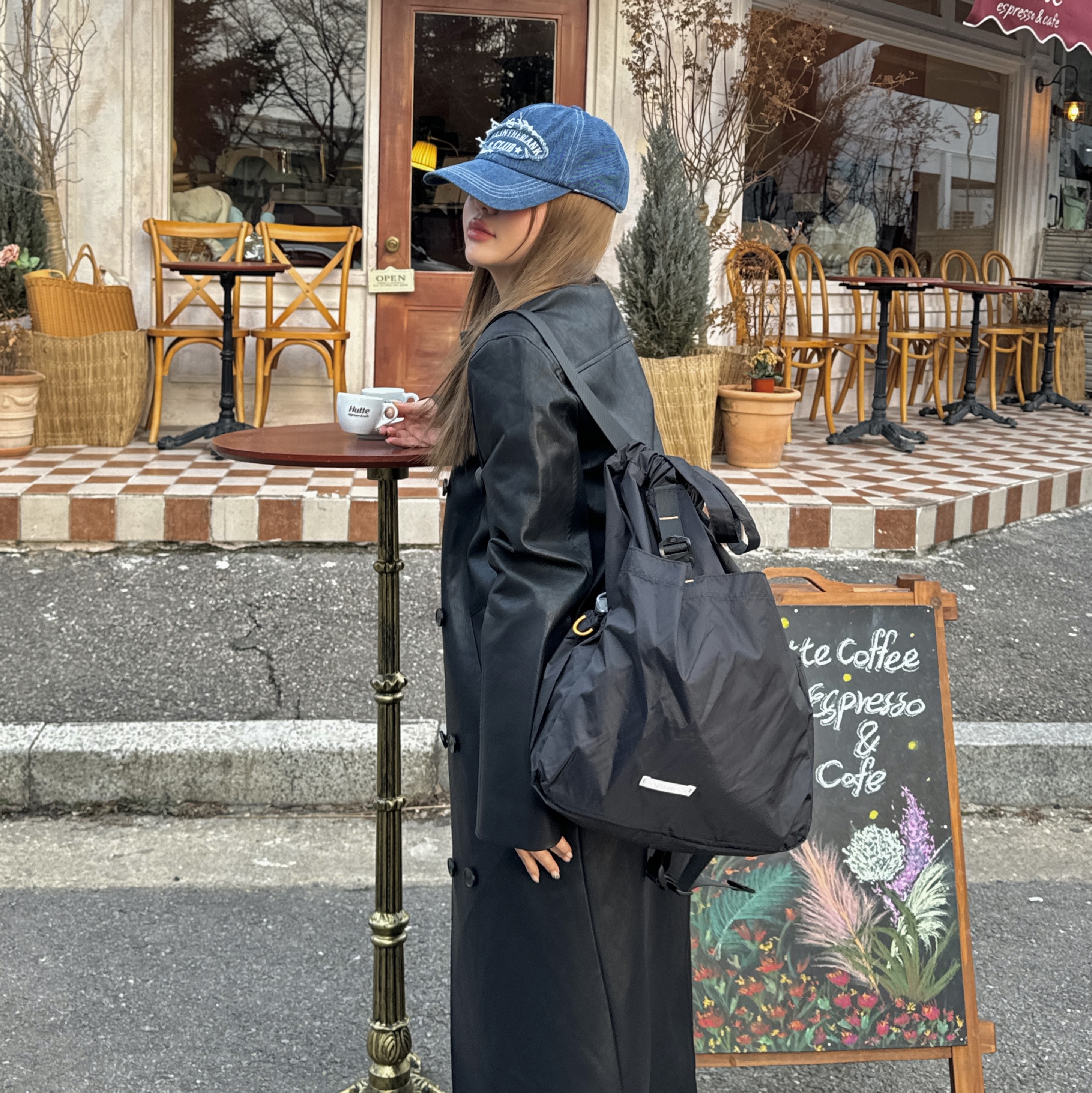 RAWROW Travel String Backpack Mini 720 Black 착용 스타일 - 3