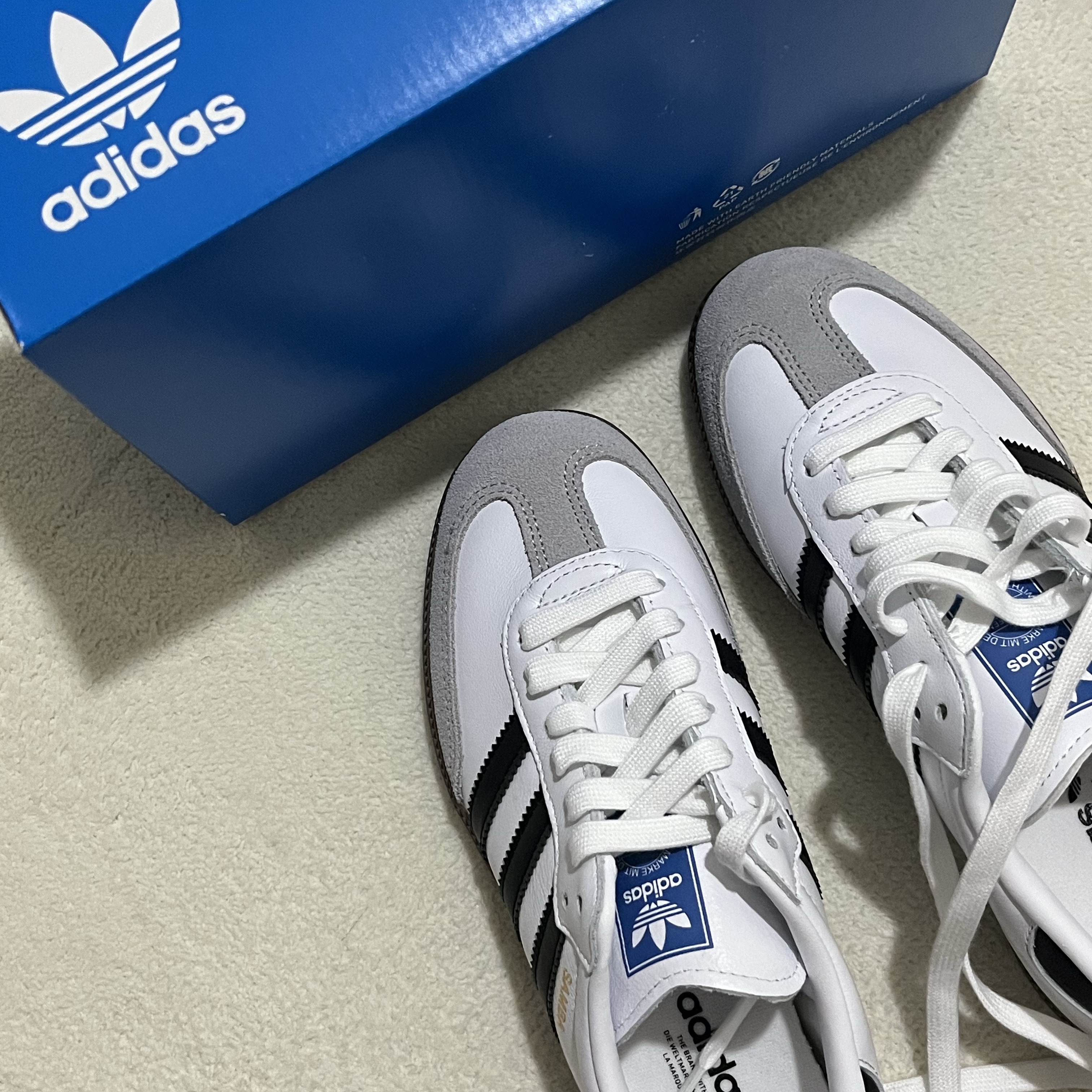 Adidas Samba OG Cloud White 착용 스타일
