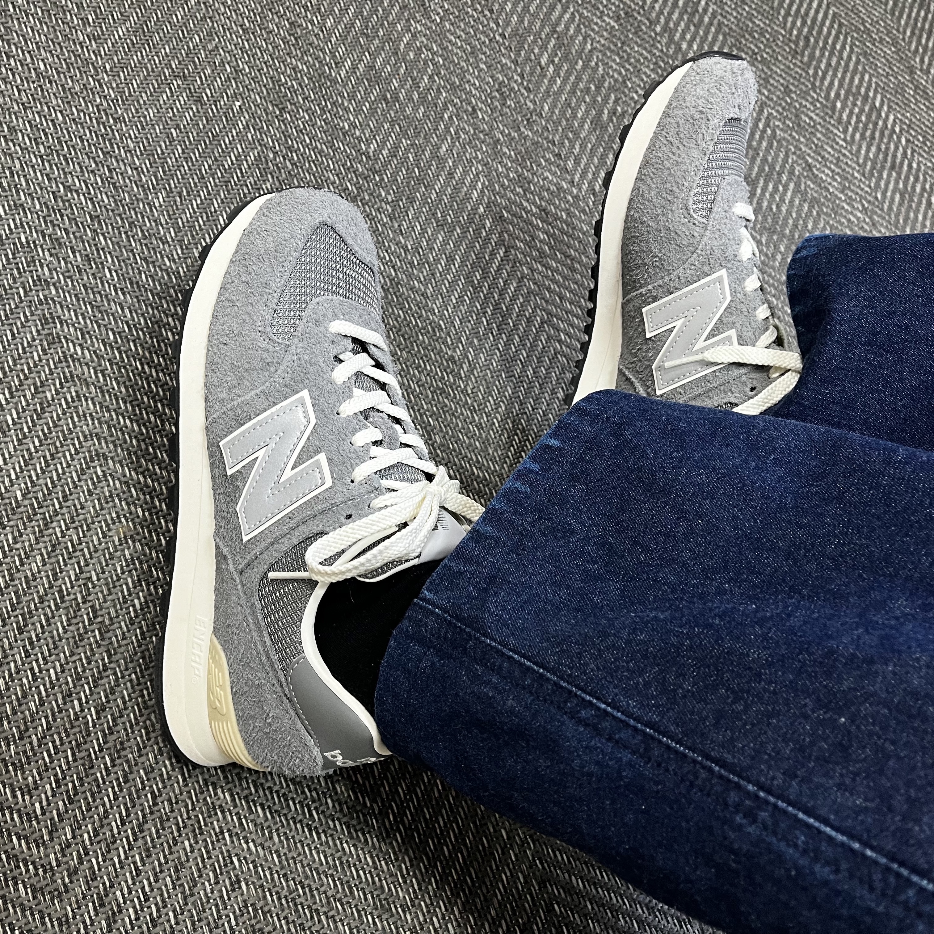New Balance x Pottery 574 Premium Soft Grey 착용 스타일 - 1