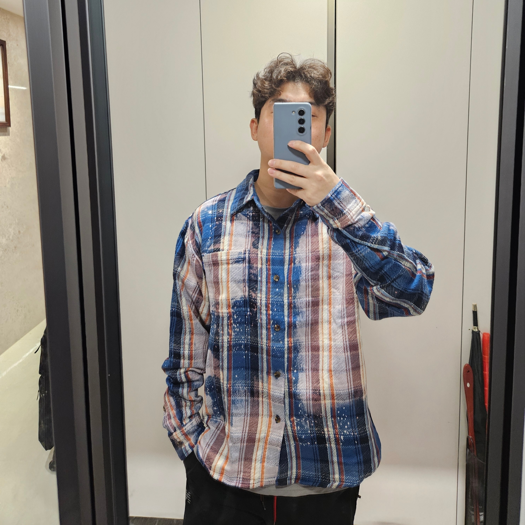 Jordan x Awake NY Flannel Shirt Blackened Blue (FQ5453-498) 착용 스타일 - 1