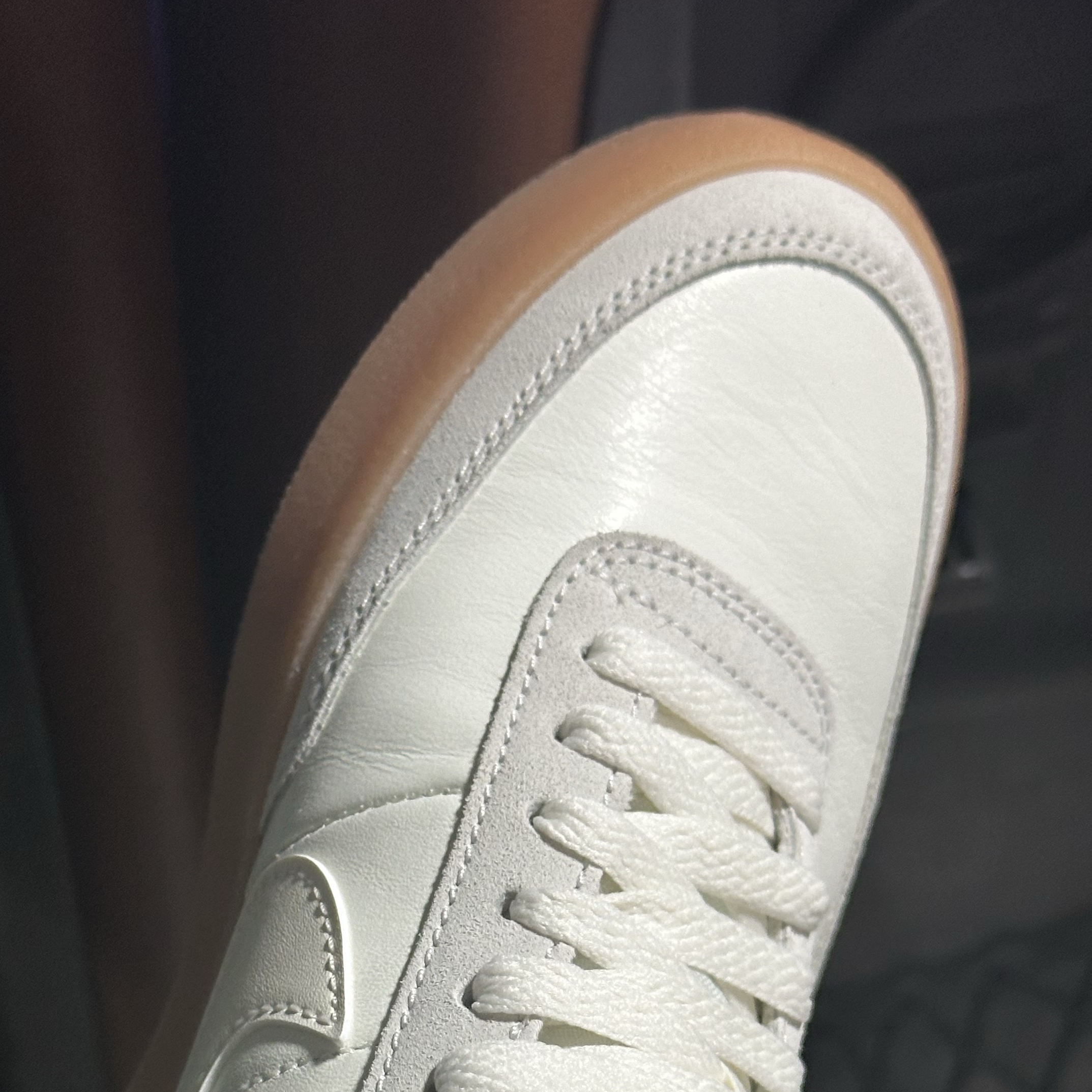 (W)  Nike Killshot 2 Sail Gum 착용 스타일