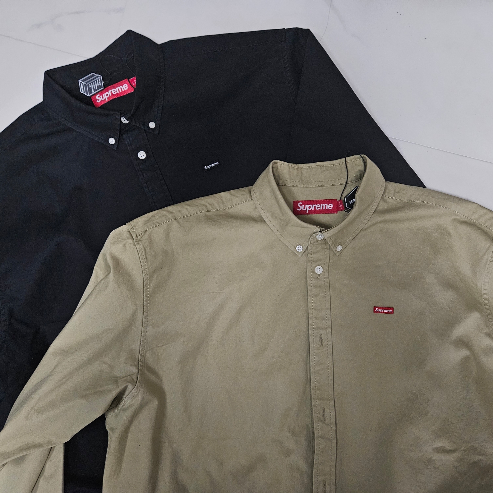 Supreme Small Box Shirt Black - 24SS 착용 스타일