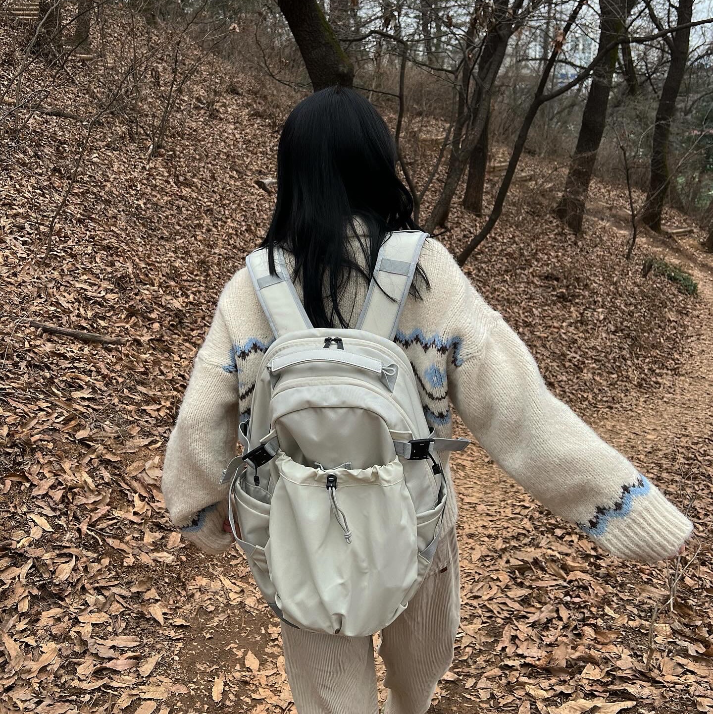 RAWROW Heavy Duty Backpack 811 811 Cream 착용 스타일 - 1