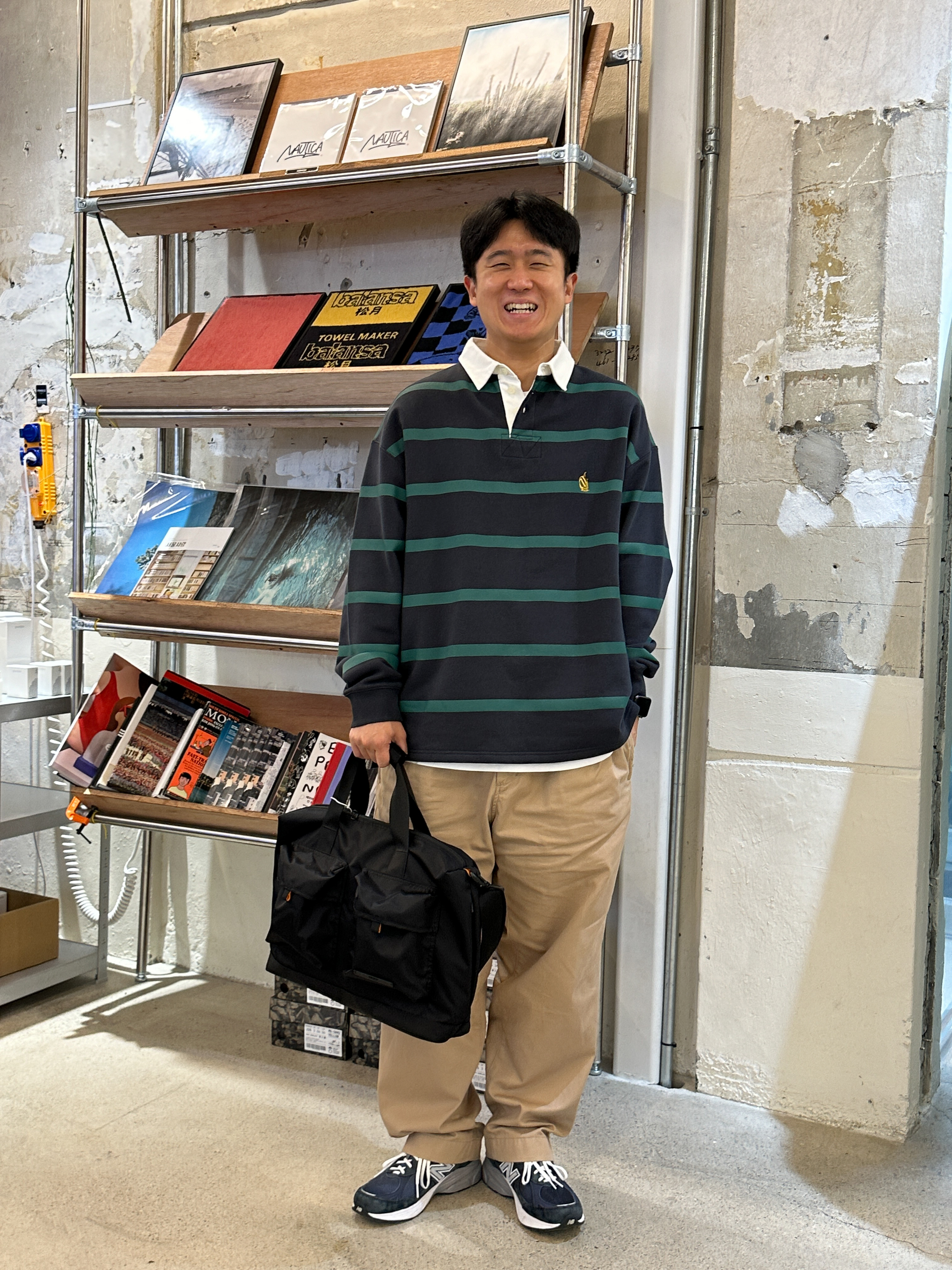 RAWROW City Walker Tote Khaki, String Puffer Cross 758 Sage Green 착용 스타일 - 7