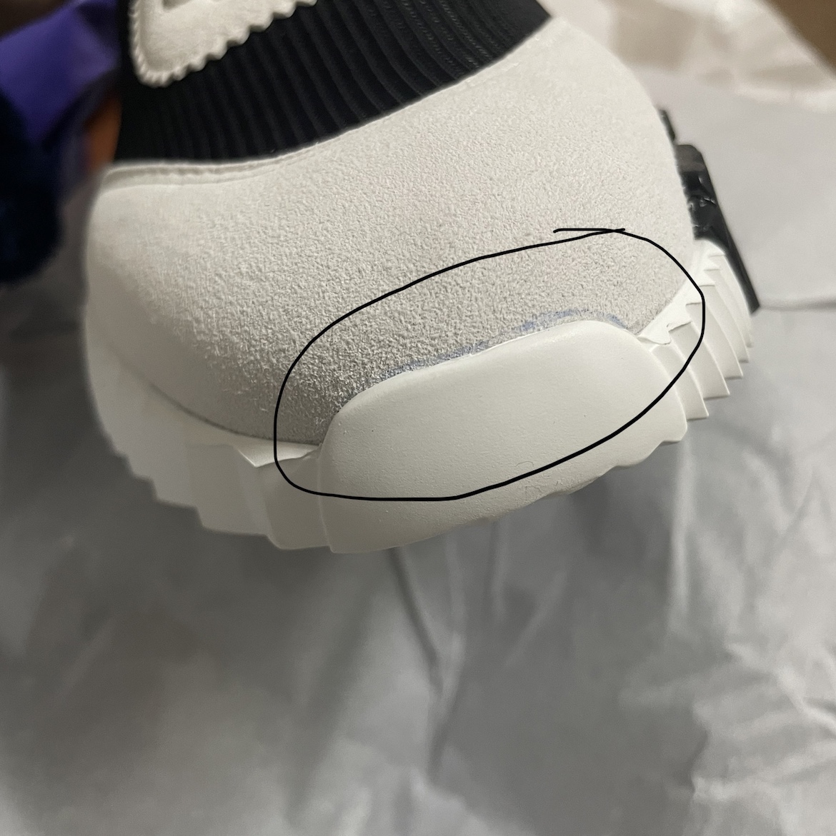 Hermes Bouncing Sneakers Mesh Suede Goatskin & Noir Blanc 착용 스타일 - 2