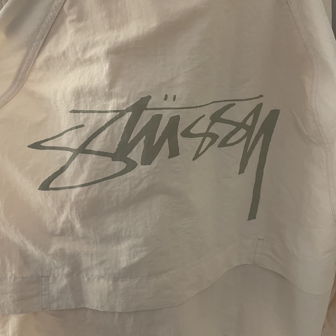 Stussy Wave Dye Beach Shell Jacket Bone 착용 스타일