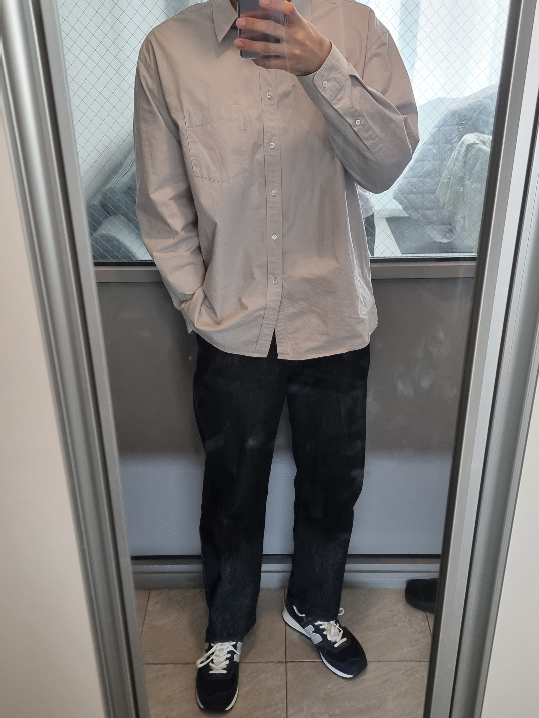 New Balance x Pottery 574 Premium Hard Navy 착용 스타일 - 3