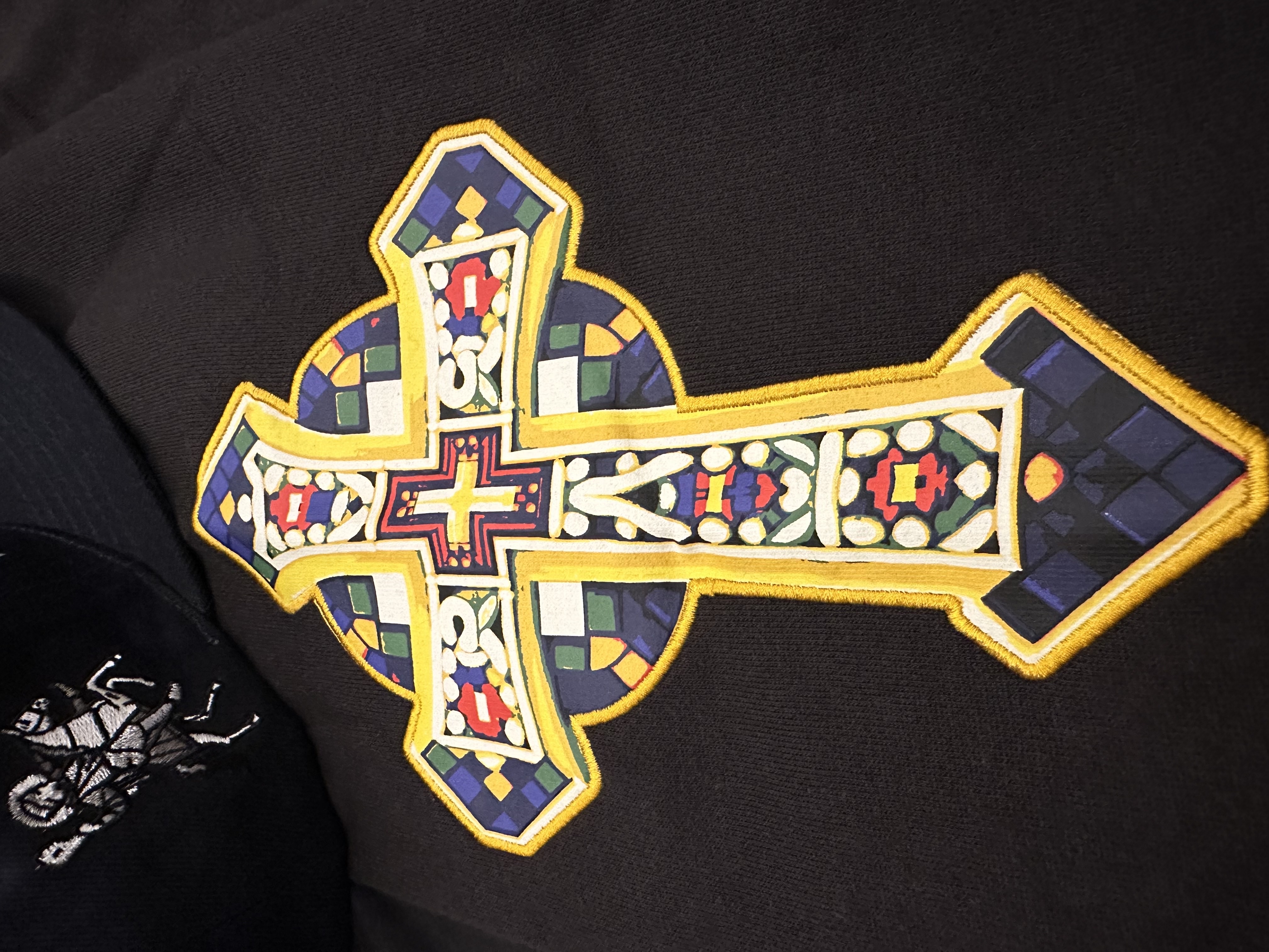 Palace Saints Crew Deeper Blue - 24SS, Palace Saints Crew Black - 24SS 착용 스타일 - 3
