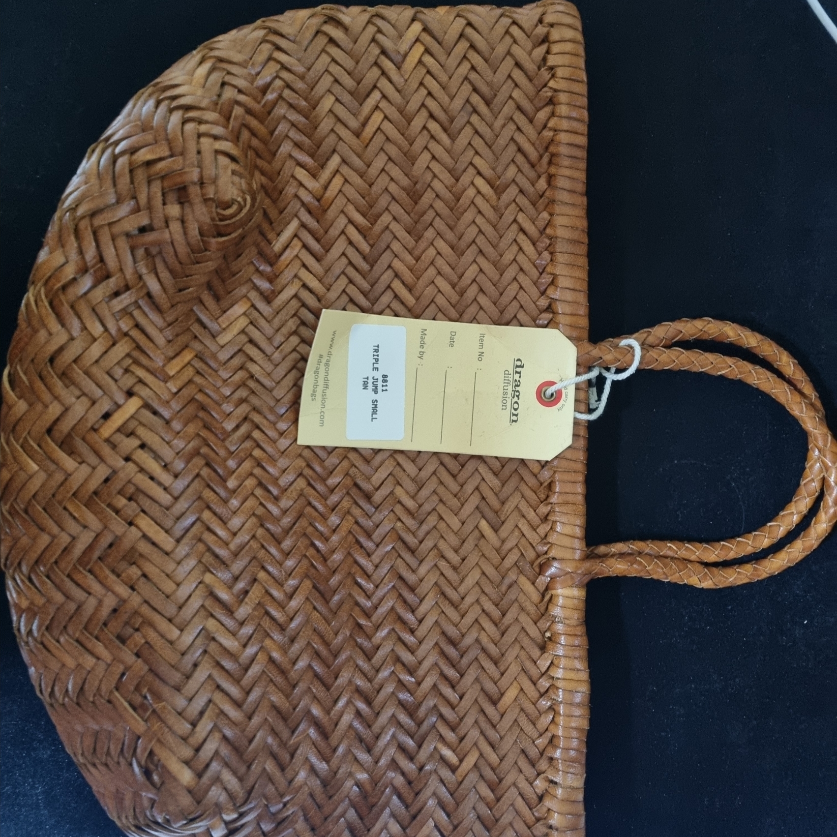 Dragon Diffusion Triple Jump Small Tan 착용 스타일