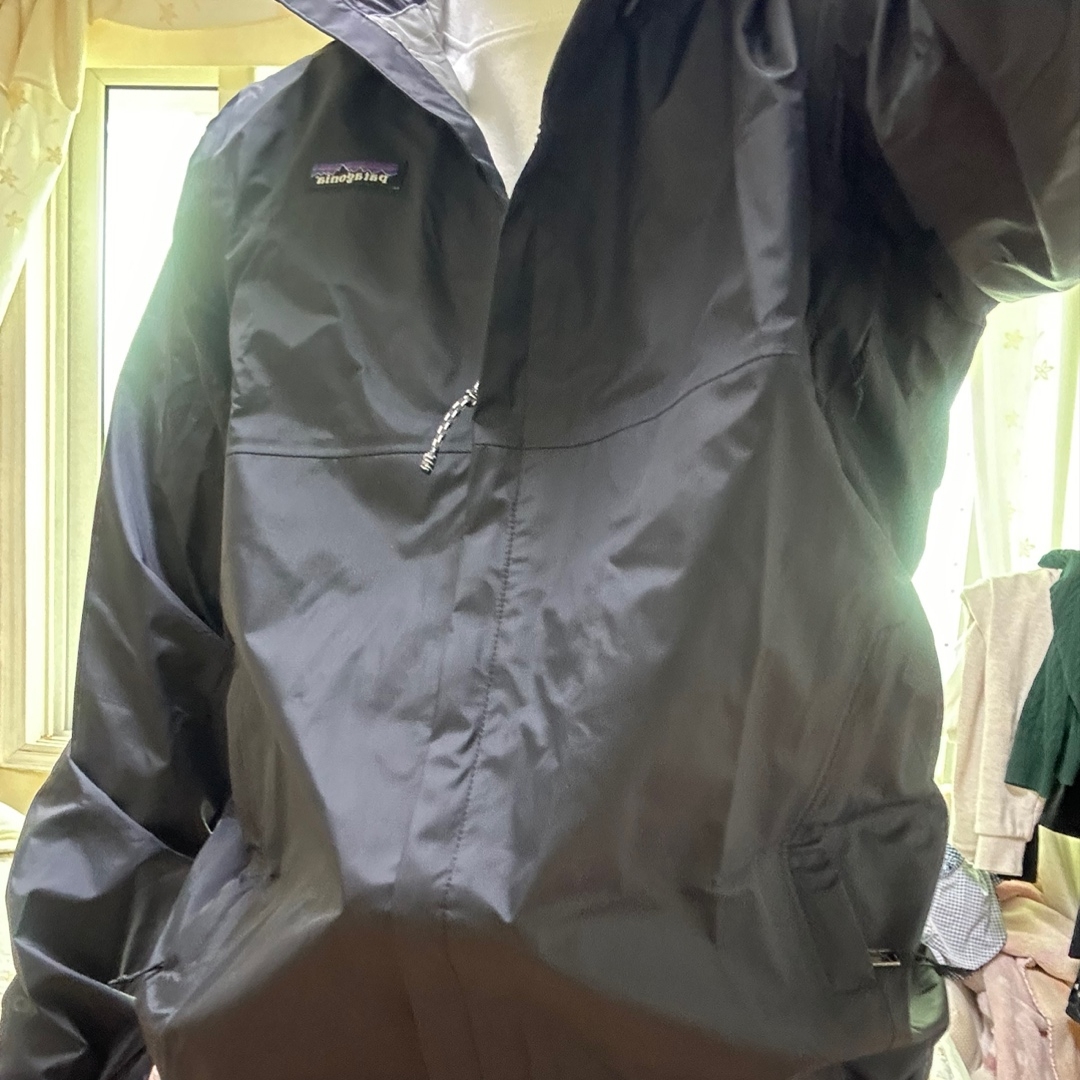 Patagonia Torrentshell 3L Jacket Black 착용 스타일