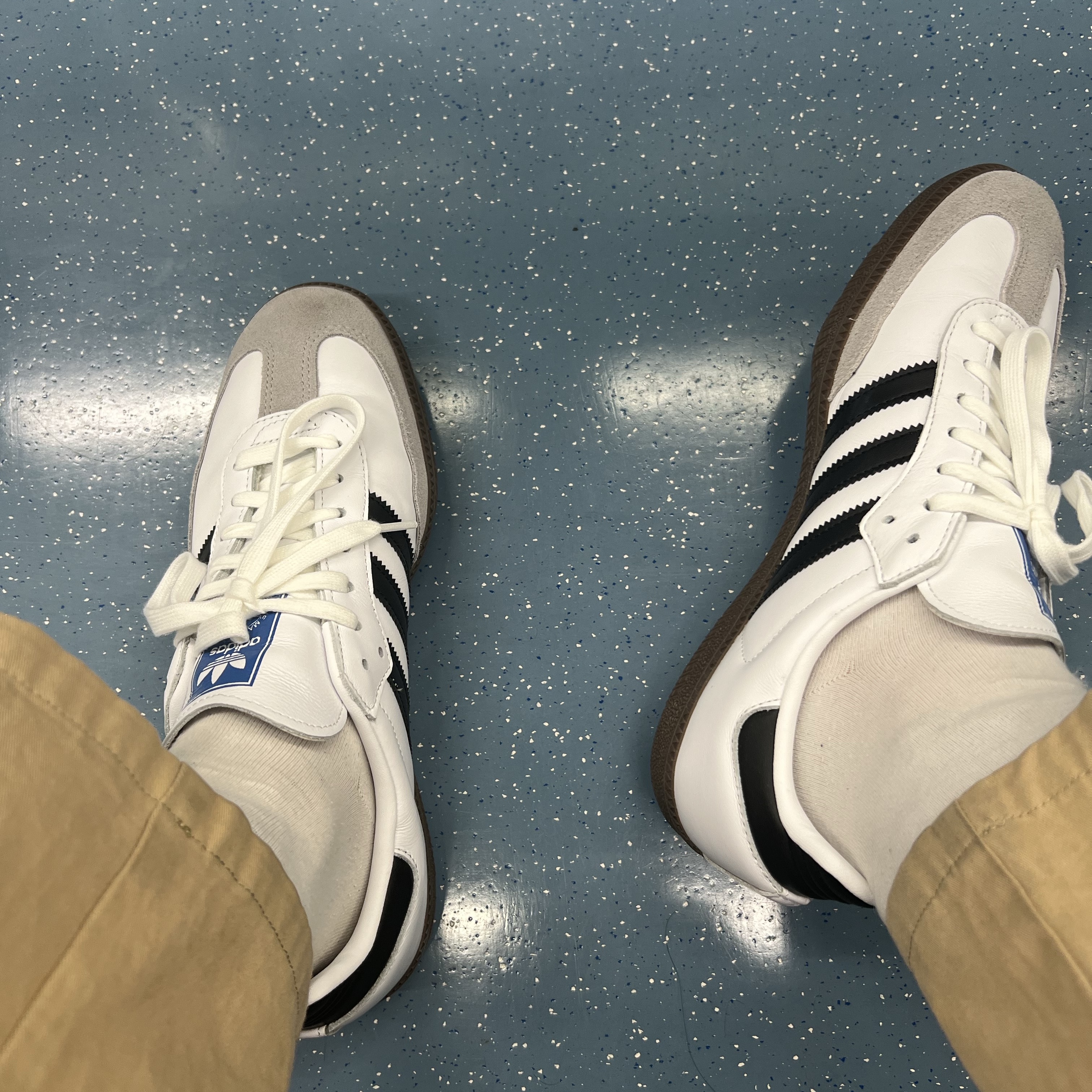 Adidas Samba OG Cloud White 착용 스타일