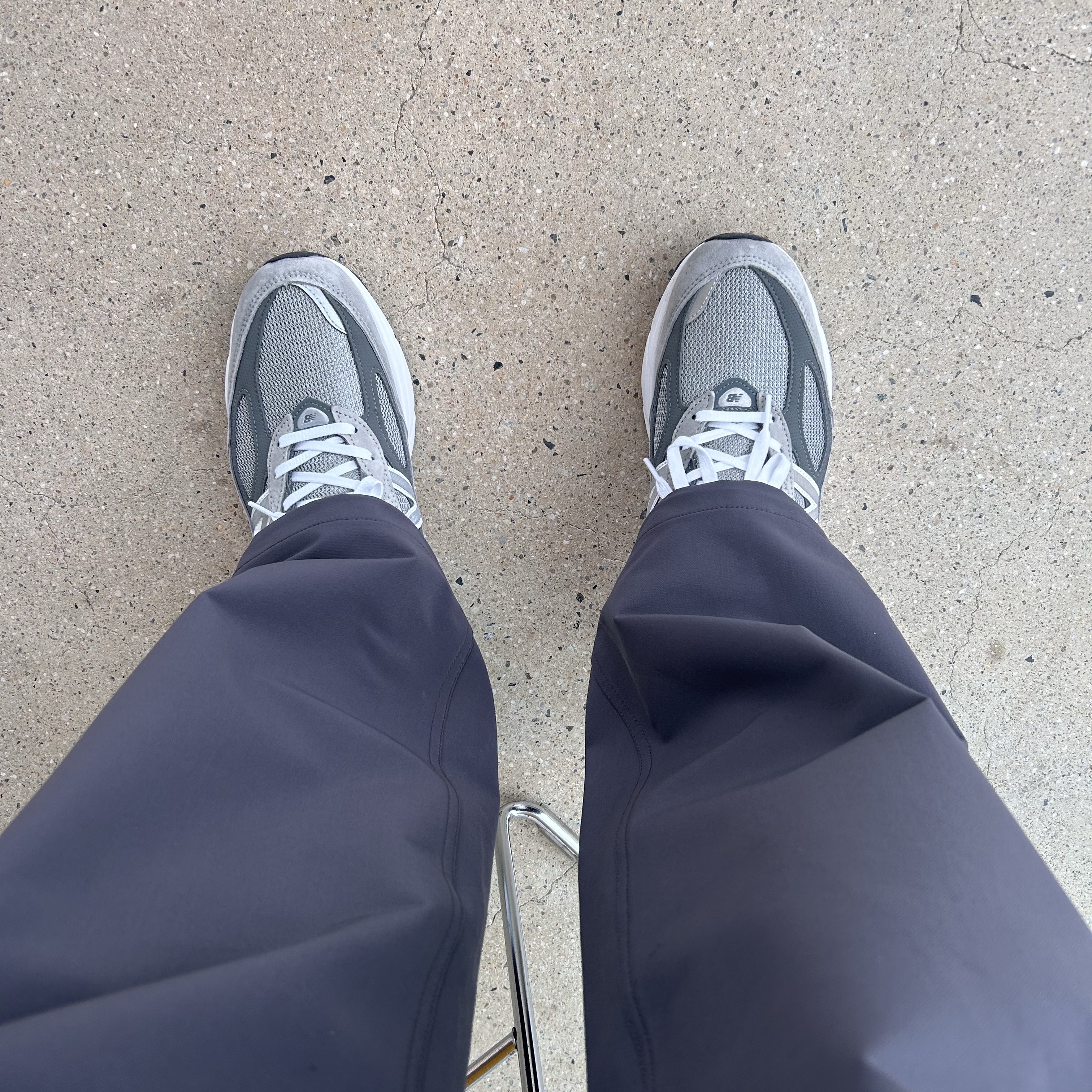 New Balance 990v6 Made in USA Grey - D Standard 착용 스타일 - 2