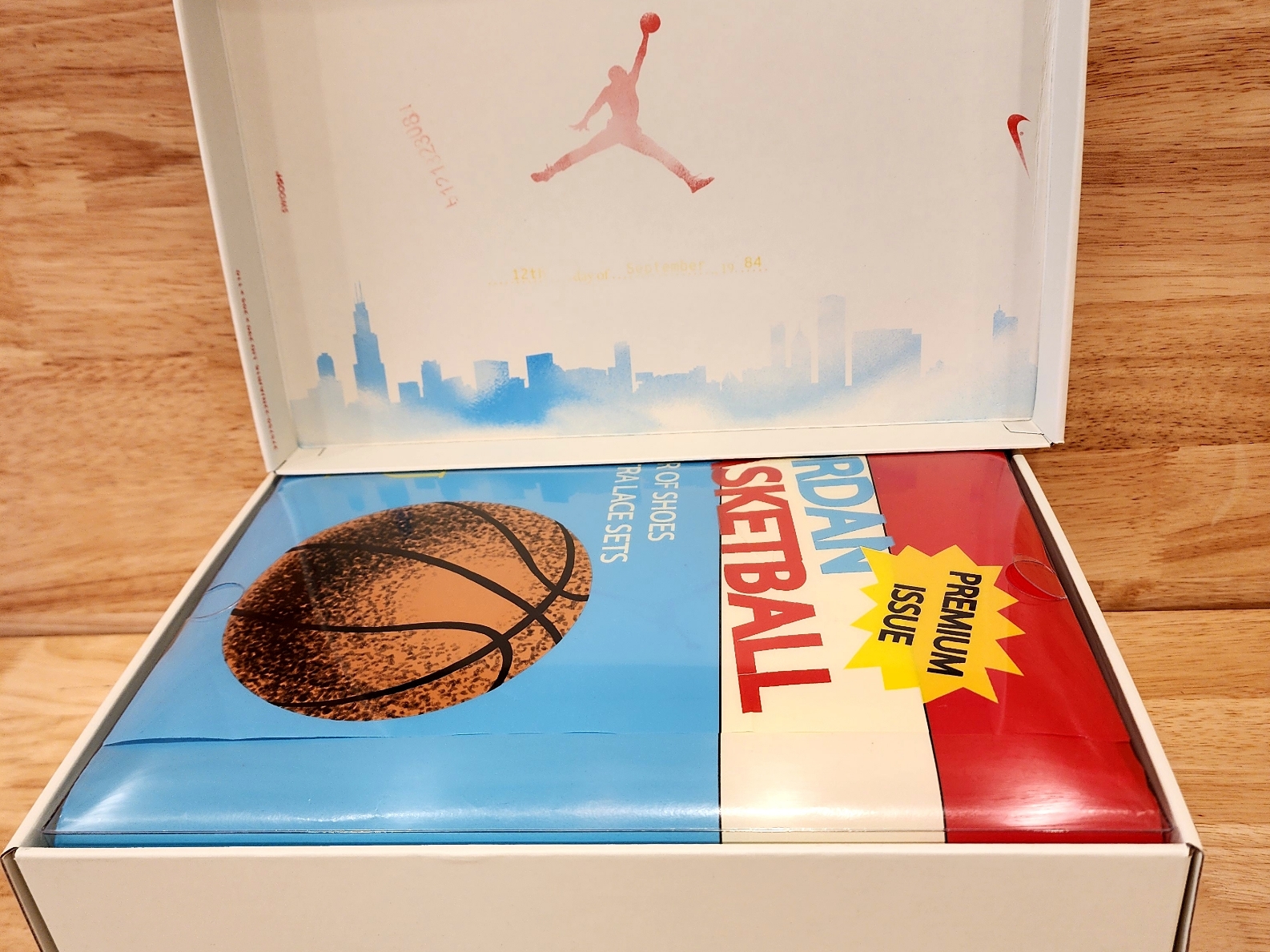 Jordan 1 x Trophy Room Retro Low OG SP Sail Varsity Red 착용 스타일 - 6