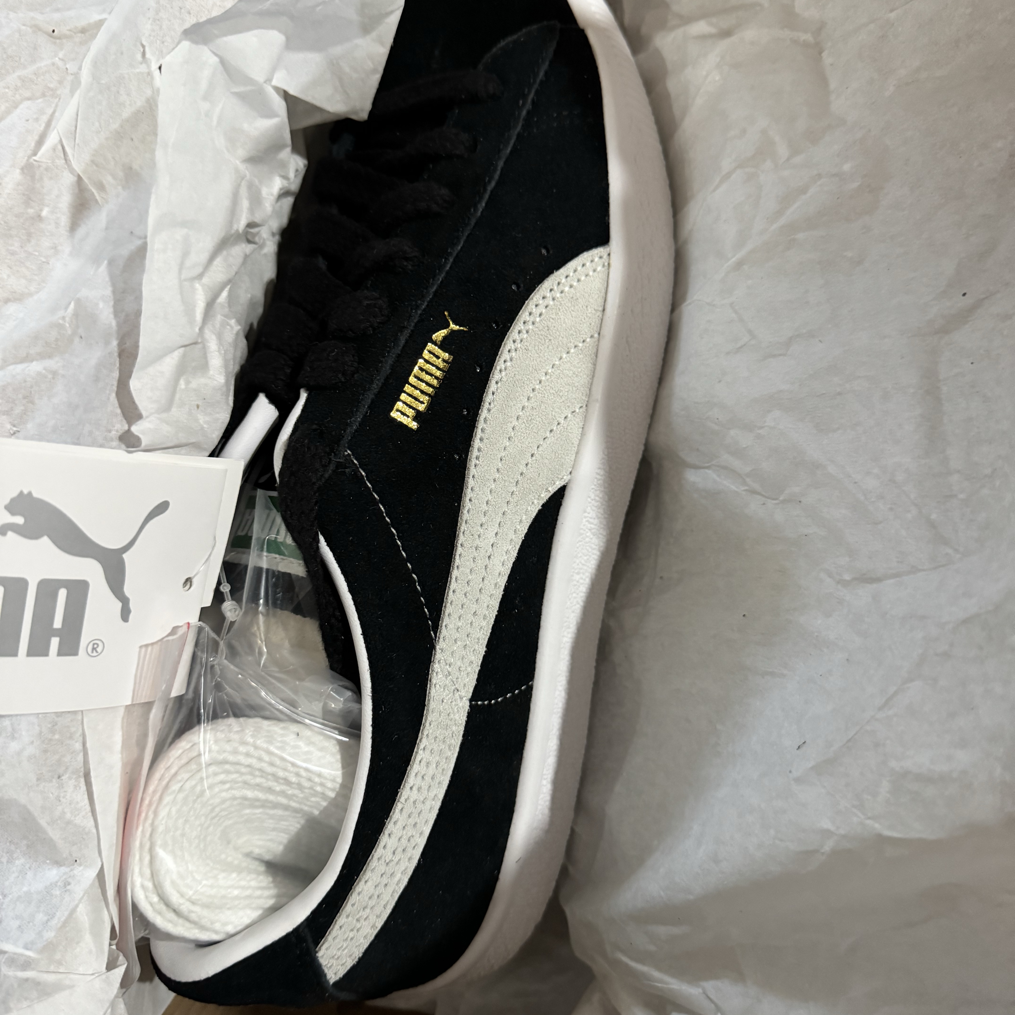 Puma Suede VTG Black White 착용 스타일
