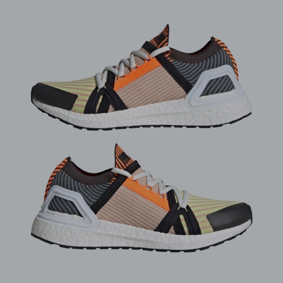 (W) Adidas x Stella McCartney Ultraboost 20 Light Flash Yellow 착용 스타일 - 3