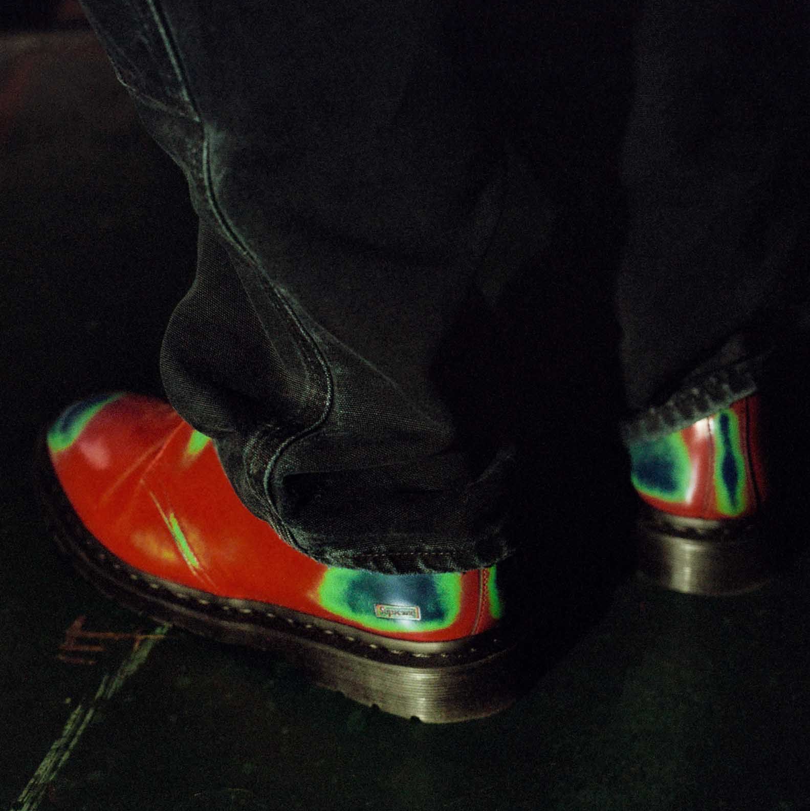 Dr. Martens x Supreme 1461 Multi 착용 스타일 - 3