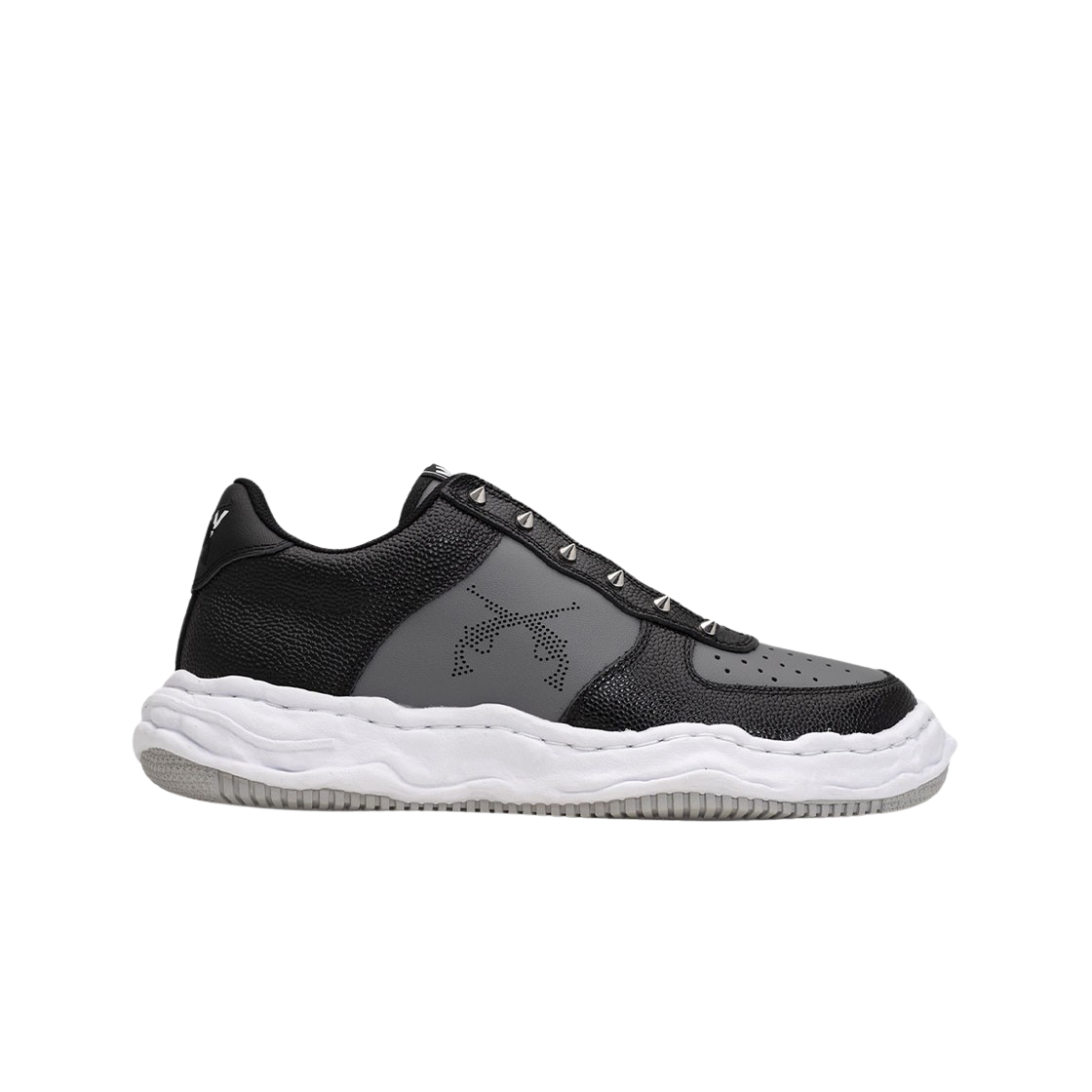 메종 미하라 야스히로 x 로어건즈 웨인 OG 솔 스터드 레더 로우탑 스니커즈 블랙 그레이(Maison Mihara Yasuhiro x Roarguns Wayne OG Sole Studs Leather Low-top Sneaker Black Gray) - 1