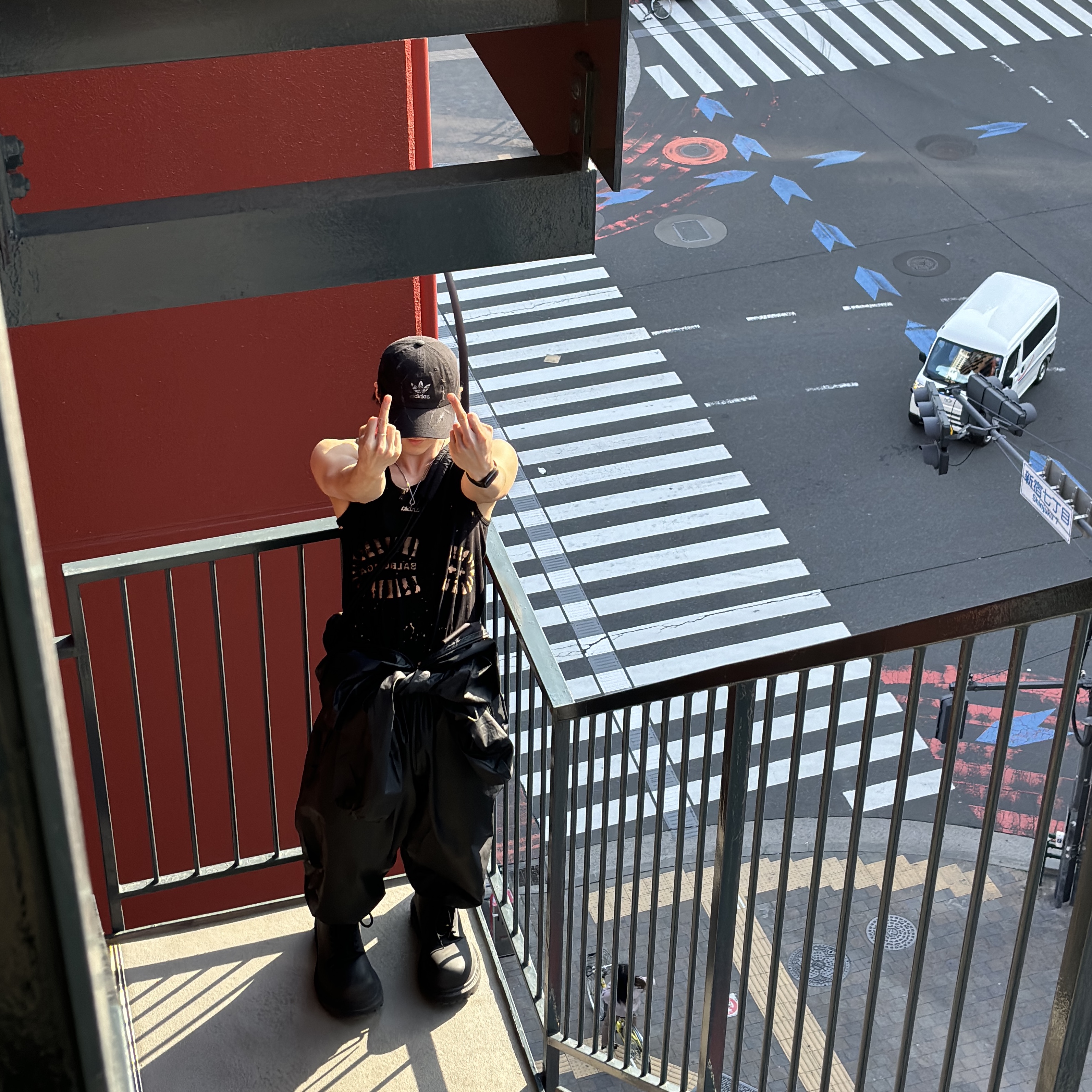 Yeezy Gap Engineered By Balenciaga Coated Cotton Overalls Black, Balenciaga XL Army Boots Full Eva Black 착용 스타일 - 2