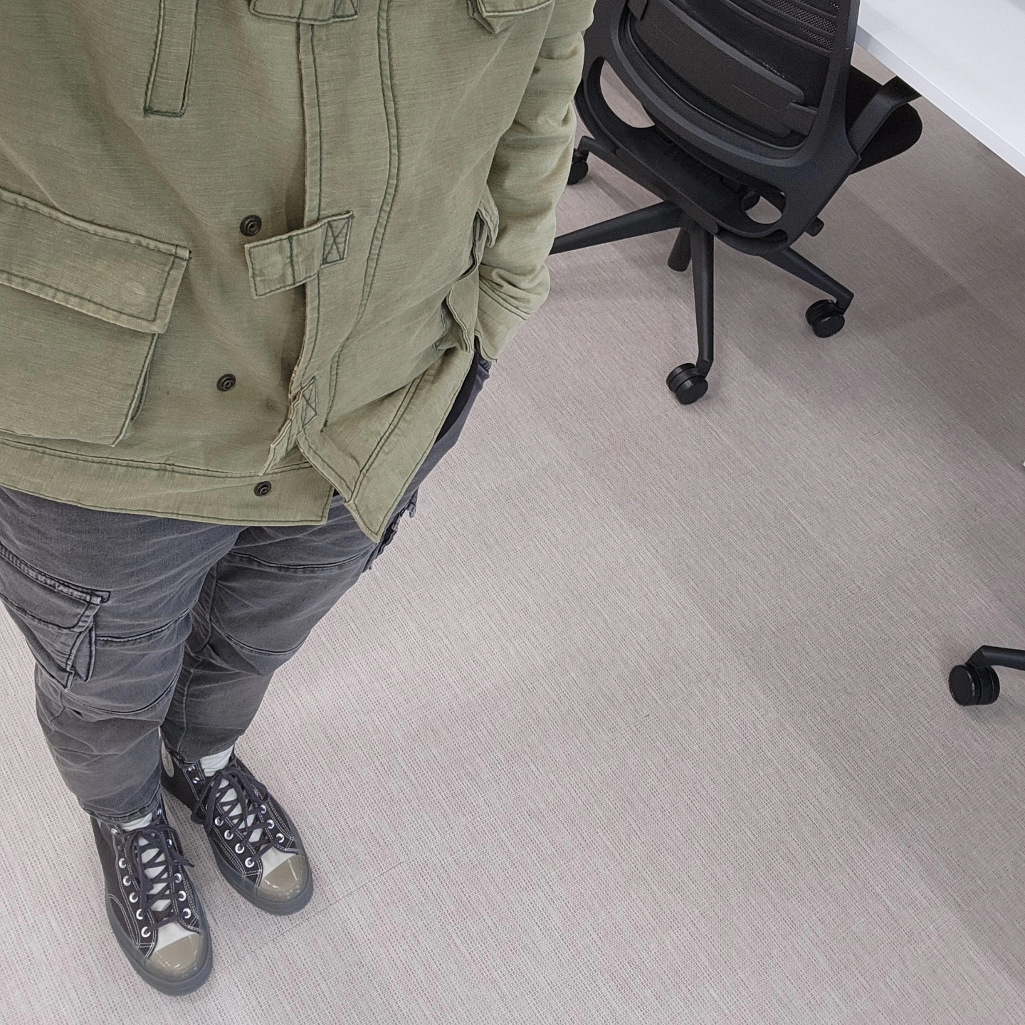 Converse x A-Cold-Wall Chuck 70 Hi Pavement 착용 스타일