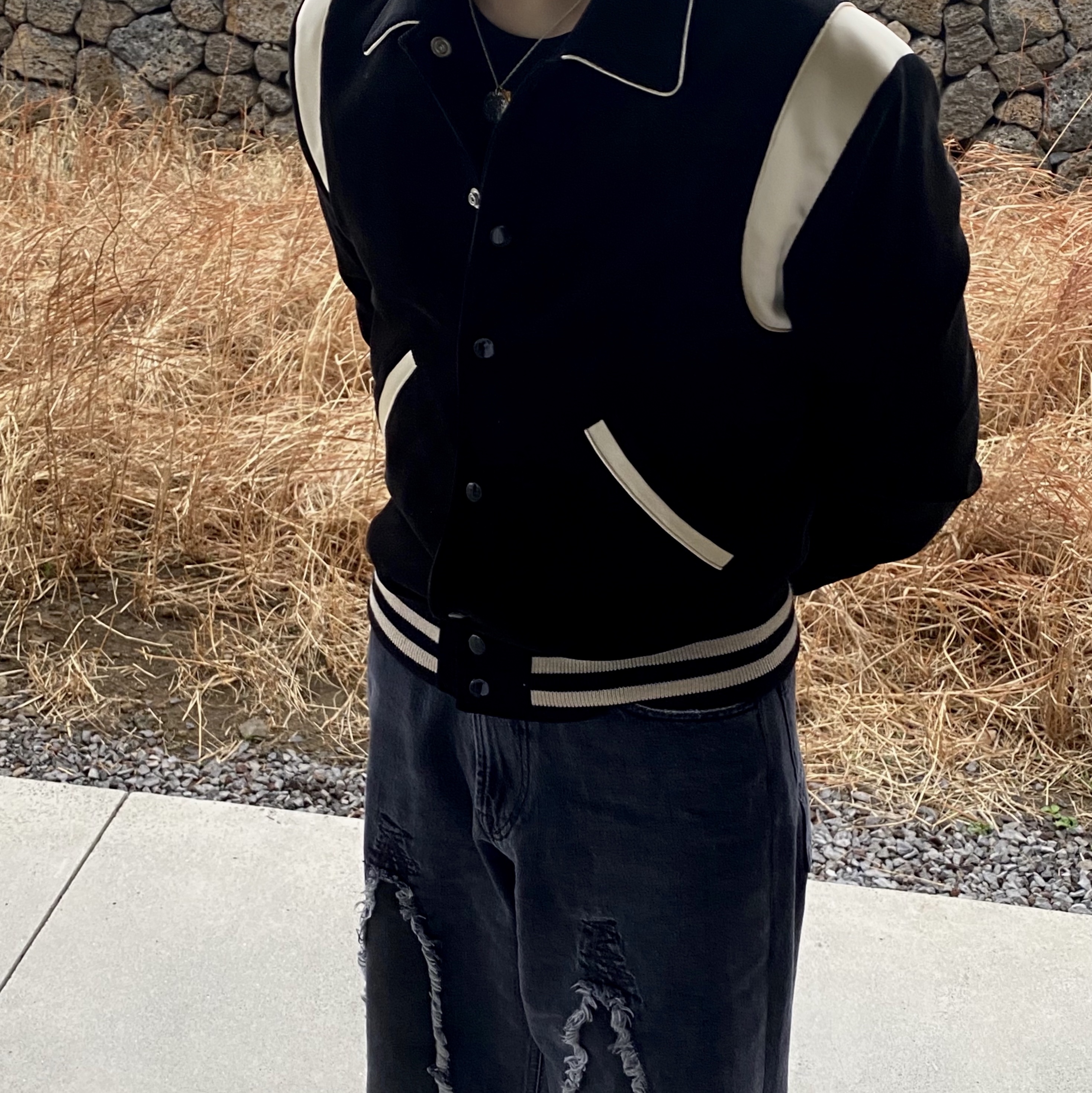 Celine Teddy Jacket in Corduroy Black 착용 스타일