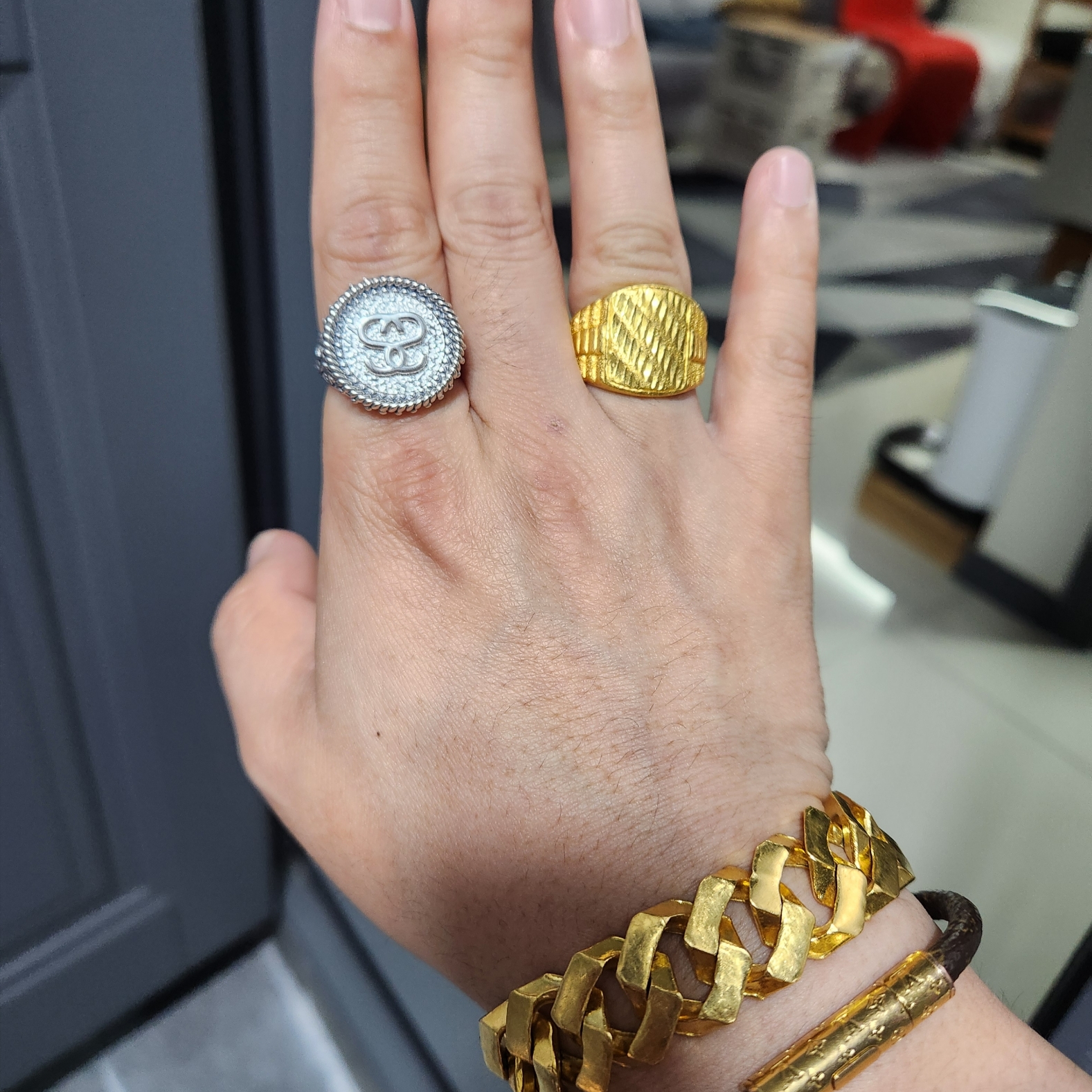 Stussy Sovereign Ring Sterling Silver 착용 스타일 - 1