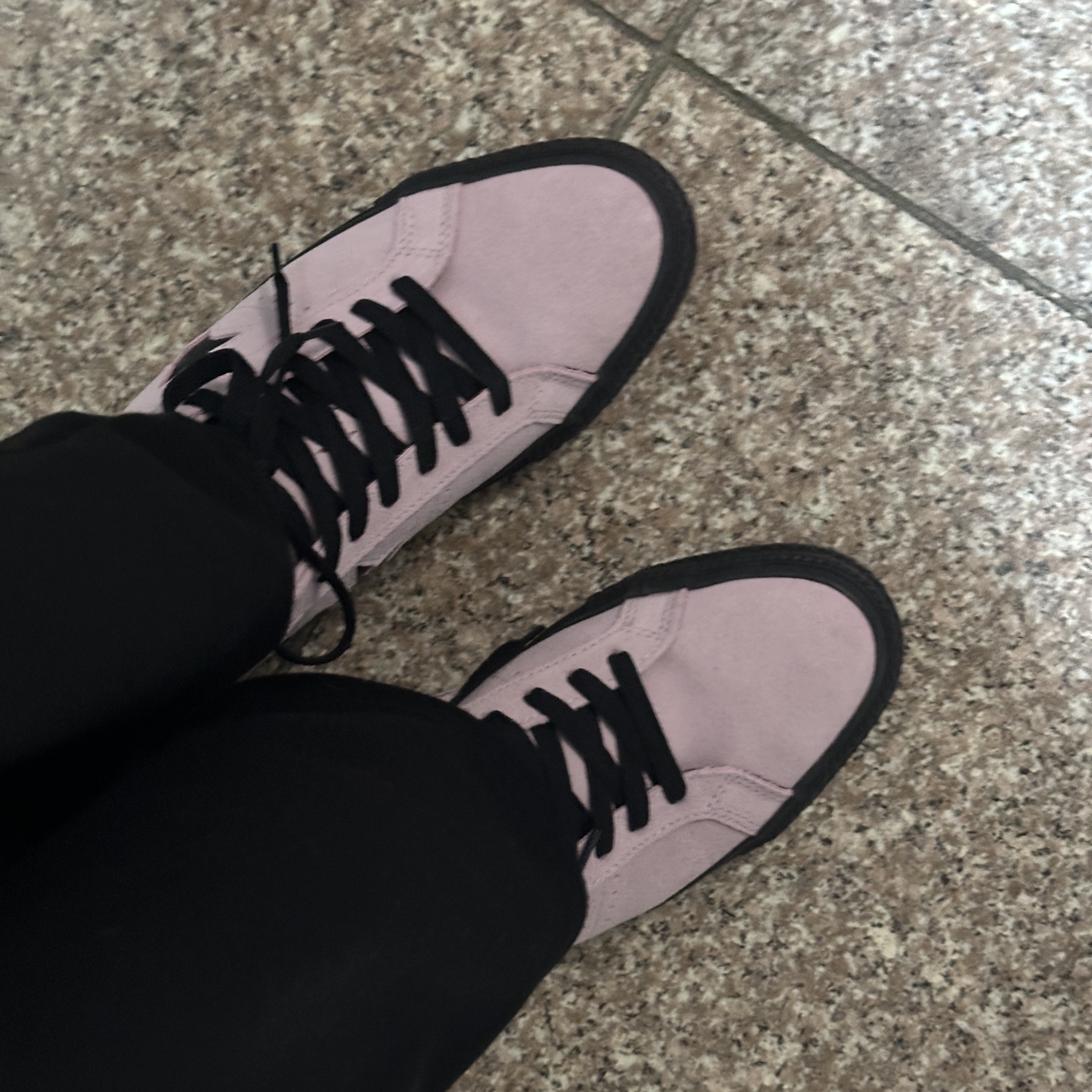 Converse One Star Pro Classic Suede Phantom Violet 착용 스타일 - 2