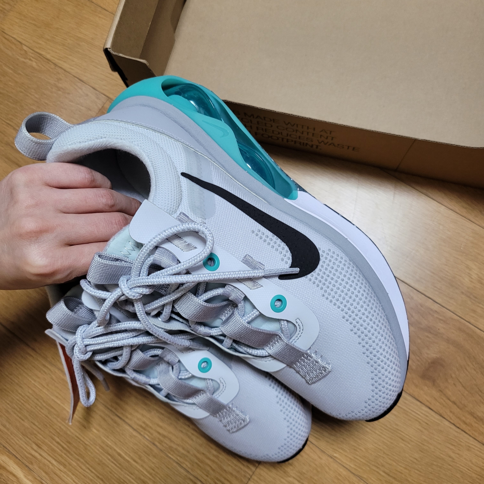 (W) Nike Air Max 2021 Pure Platinum Washed Teal 착용 스타일 - 1