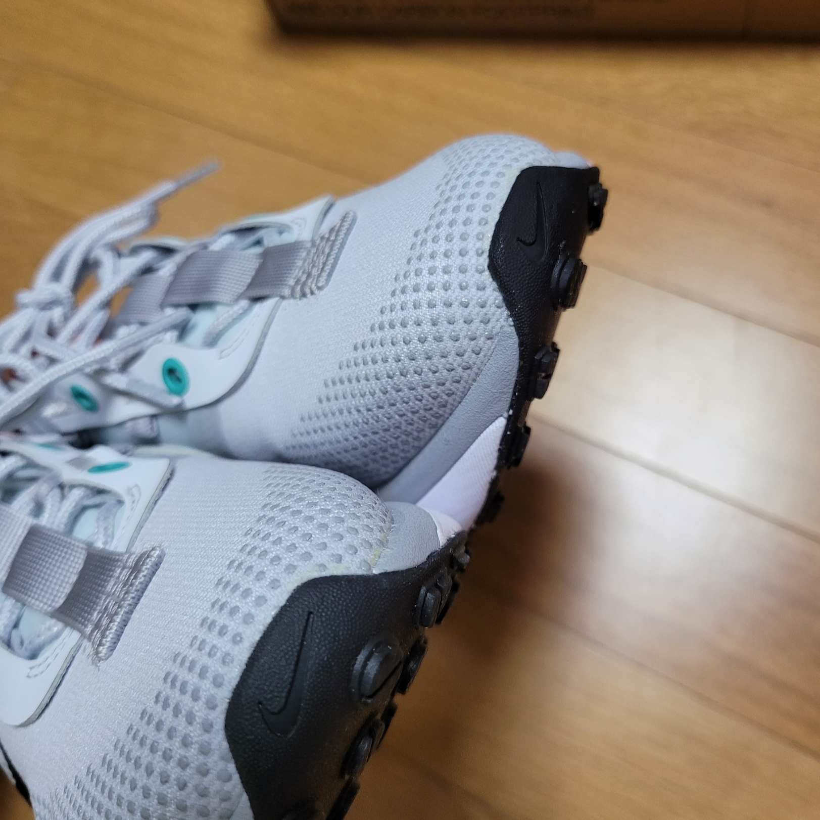 (W) Nike Air Max 2021 Pure Platinum Washed Teal 착용 스타일 - 4