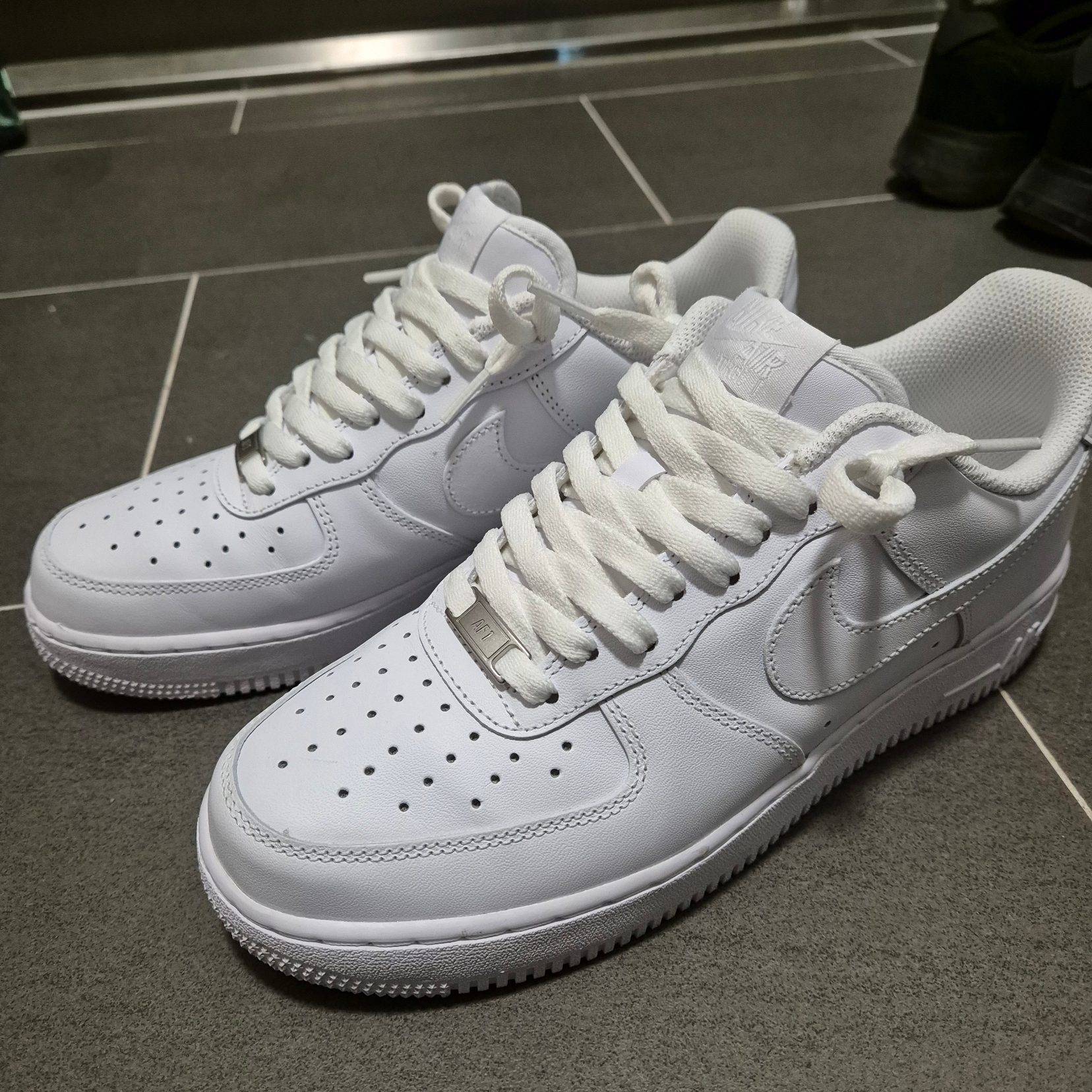 Nike Air Force 1 '07 Low White 착용 스타일
