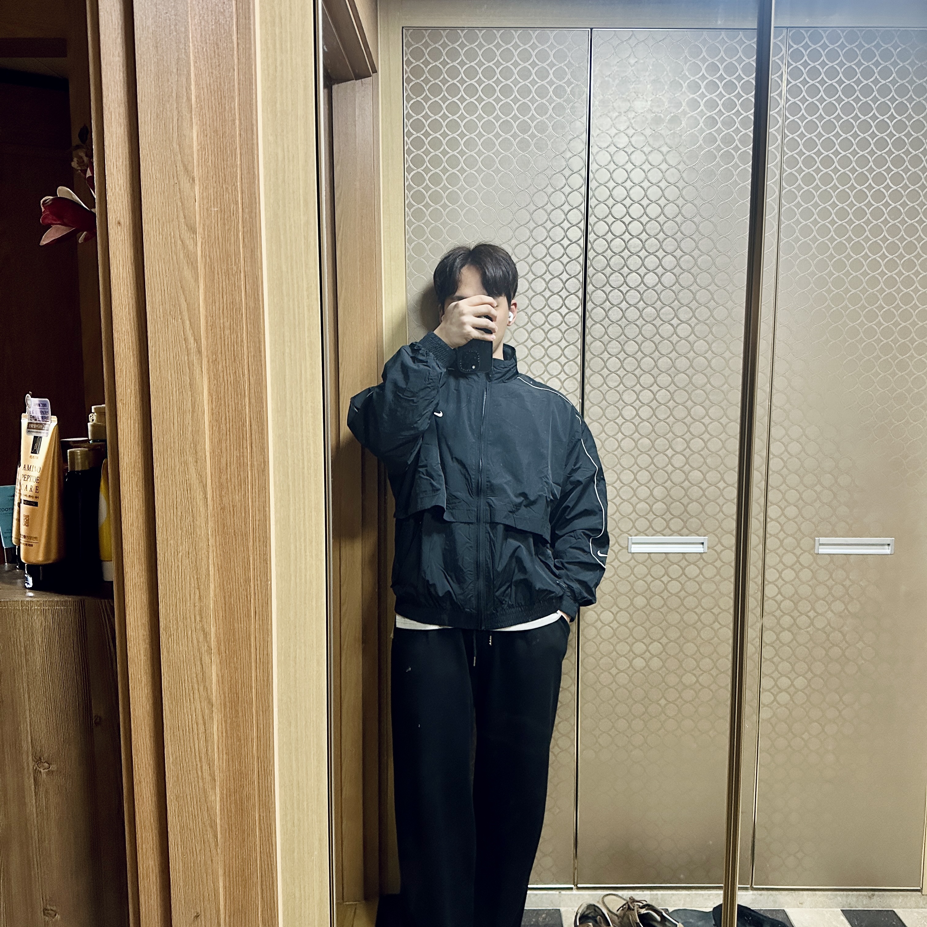 Nike NSW Solo Swoosh Woven Track Jacket Black - Asia 착용 스타일
