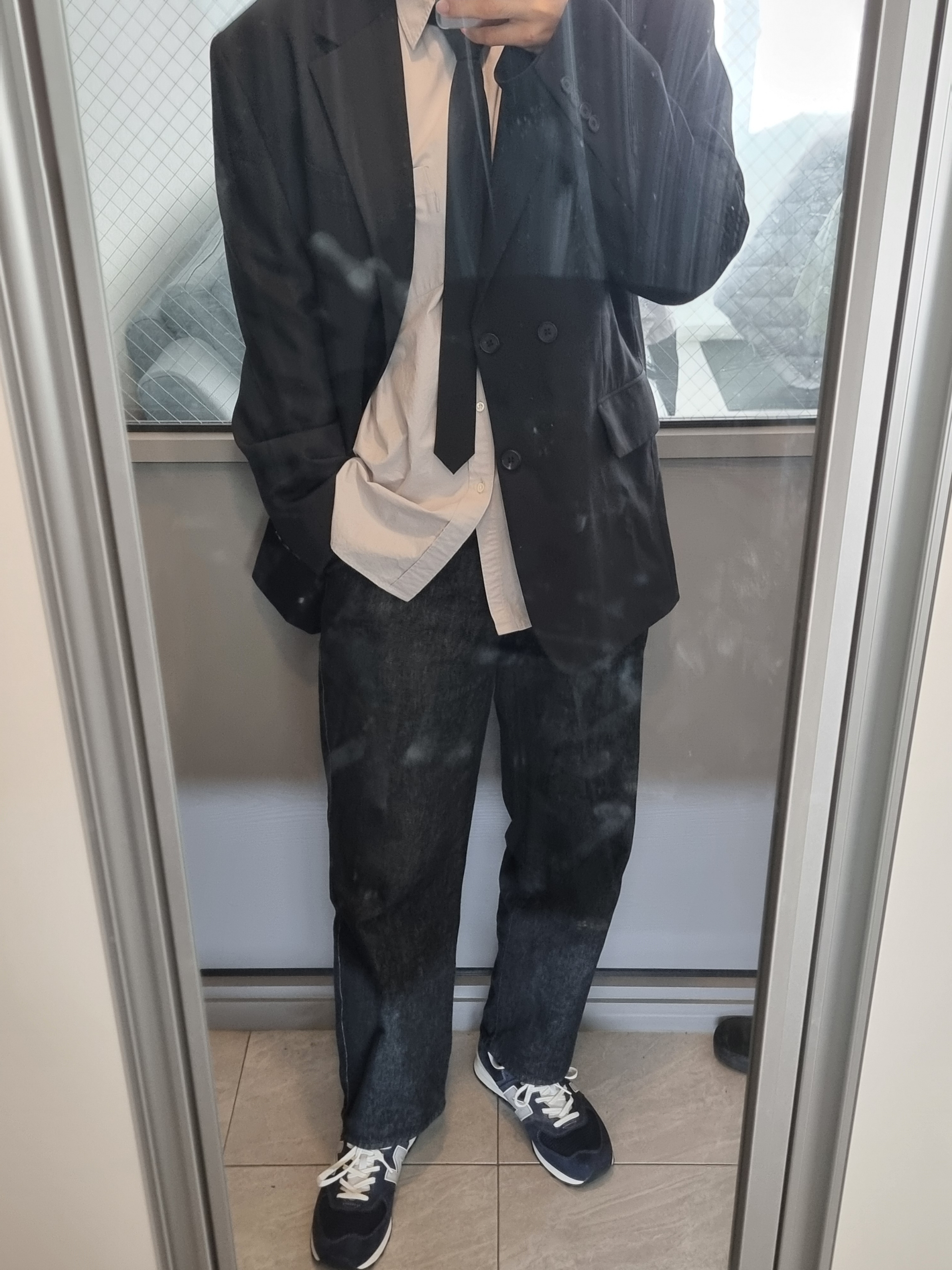 New Balance x Pottery 574 Premium Hard Navy 착용 스타일 - 4