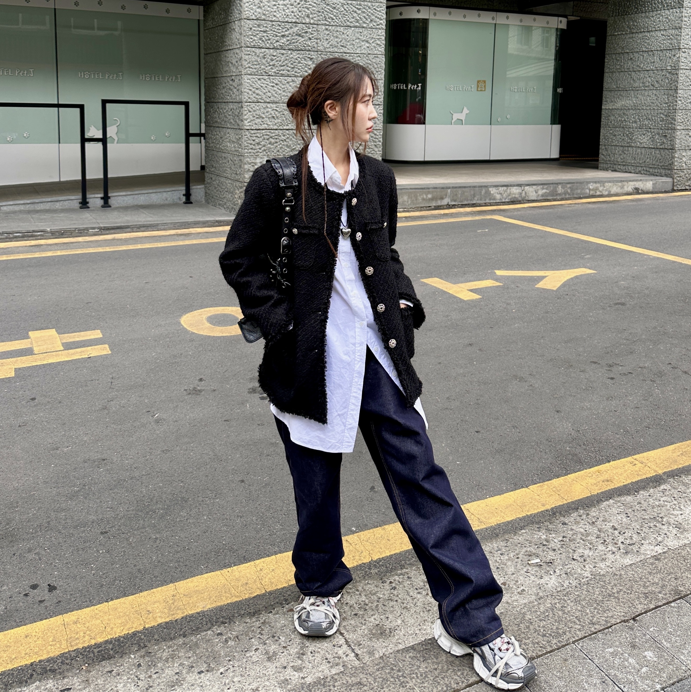 (W) Balenciaga 3XL Sneakers Grey White Red, Balenciaga 3XL Sneakers Grey White Red 착용 스타일 - 6