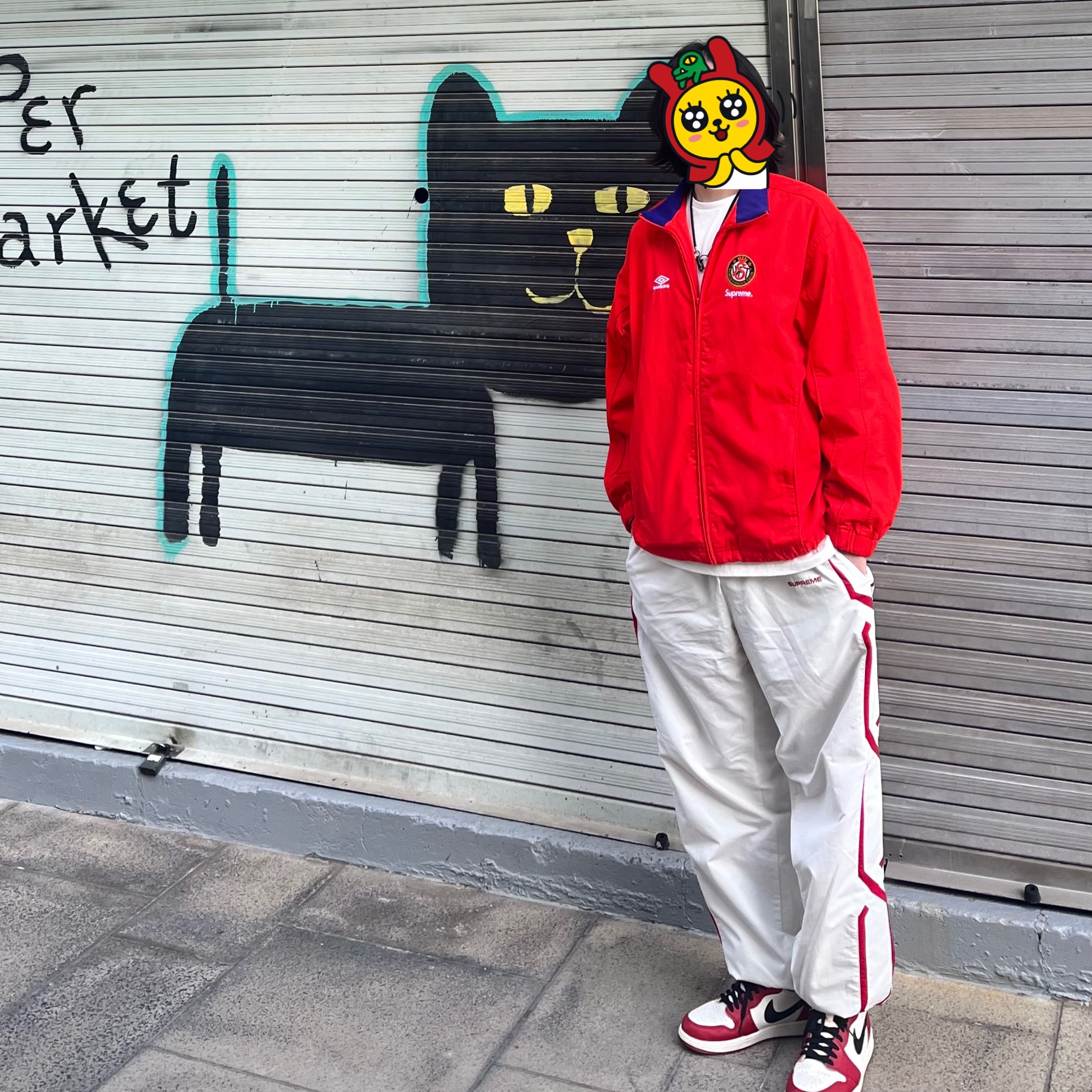 Supreme x Umbro Cotton Ripstop Track Jacket Red - 23FW, Supreme Inset Link Track Pant Light Grey - 24SS 착용 스타일