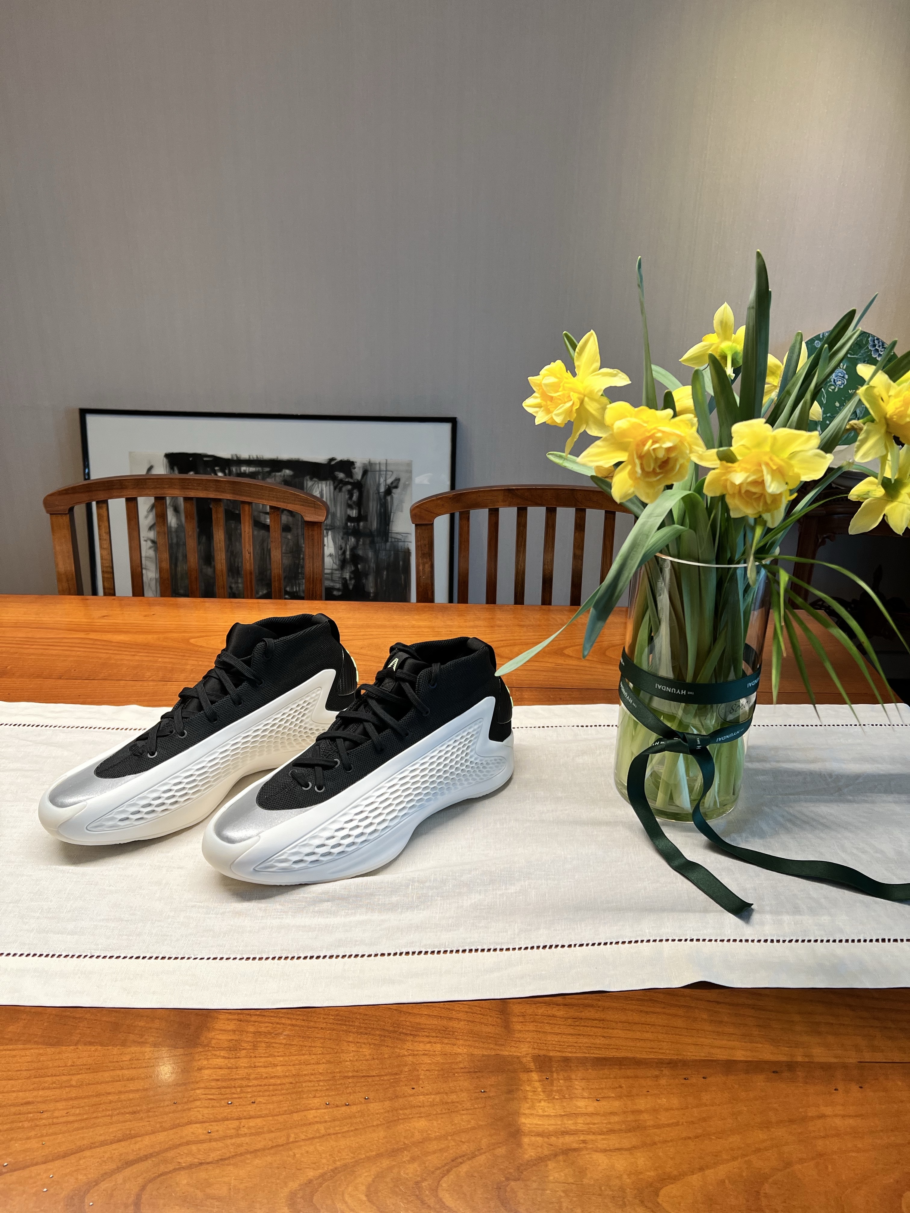 Adidas A.E. 1 Cloud White Core Black 착용 스타일 - 1
