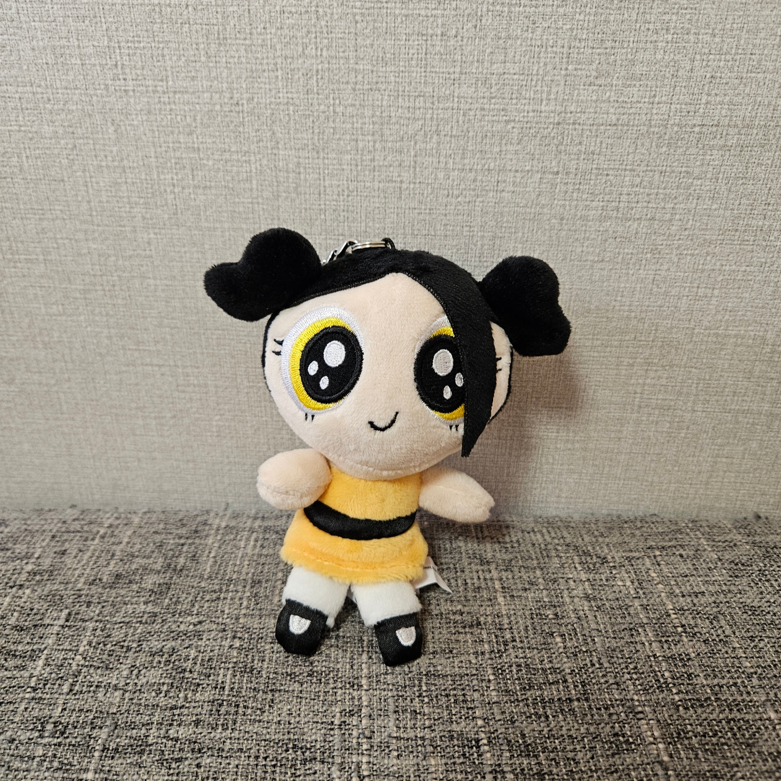 Newjeans x The Powerpuff Girls Bag Charm Danielle 착용 스타일