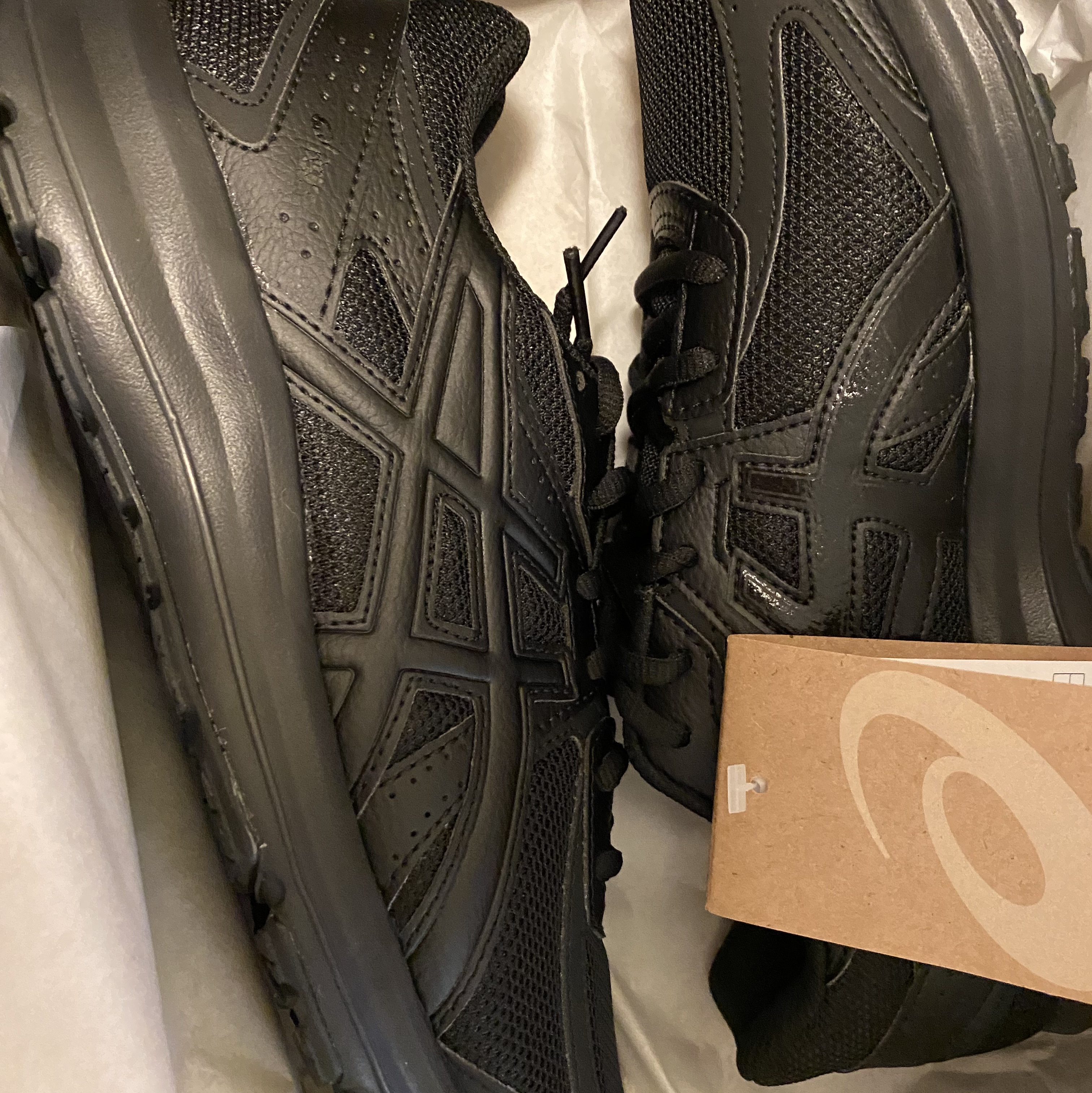 Asics Jog 100 S Black - 2E Wide 착용 스타일