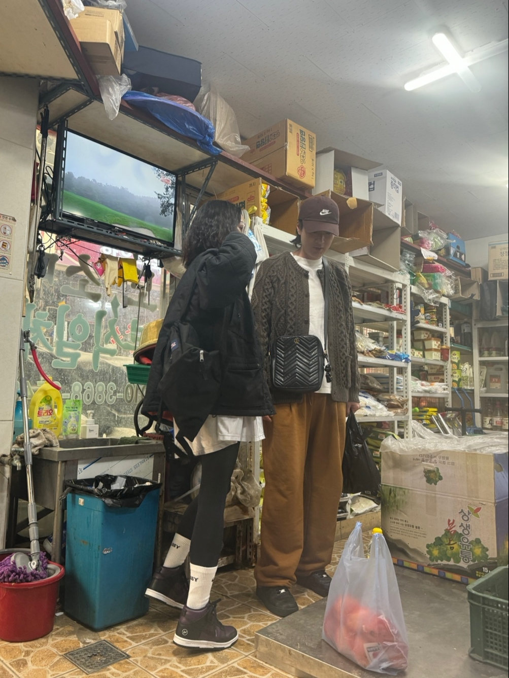 Jansport Draw Sack Black, Nike x Fragment Dunk High Black 착용 스타일 - 2