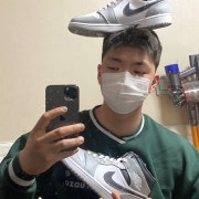 KREAM 프로필 이미지