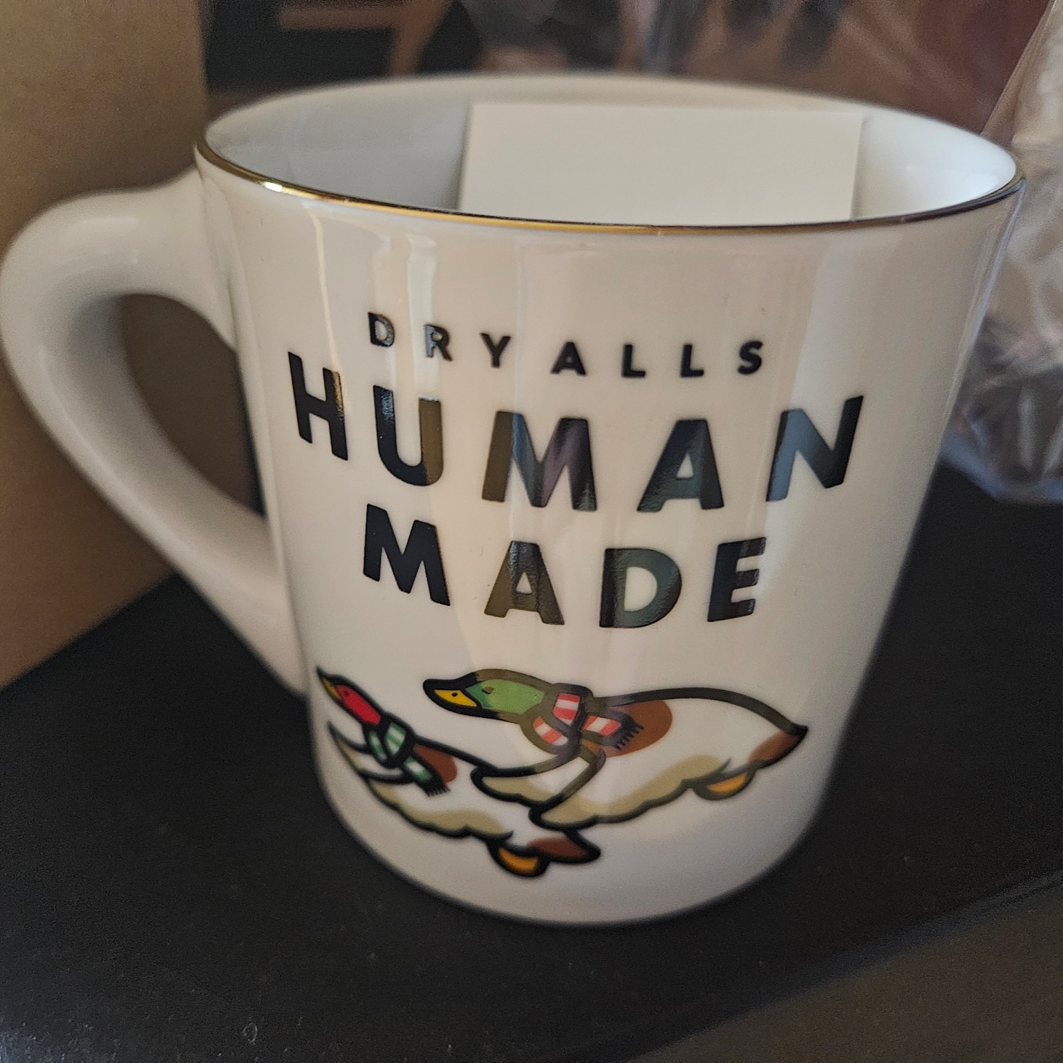 Human Made Xmas Mug White 착용 스타일