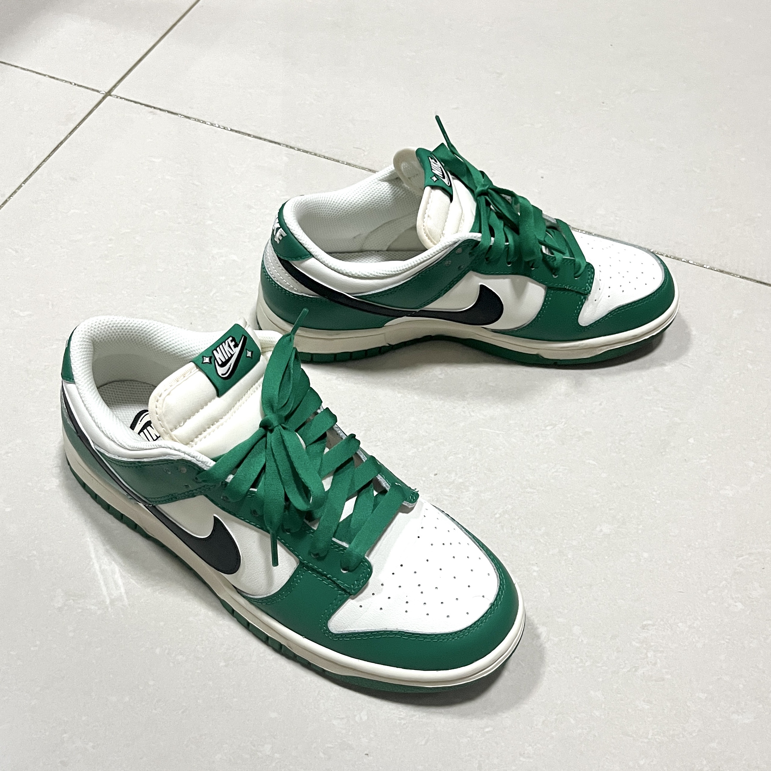 Nike Dunk Low Retro SE Jackpot Malachite 착용 스타일