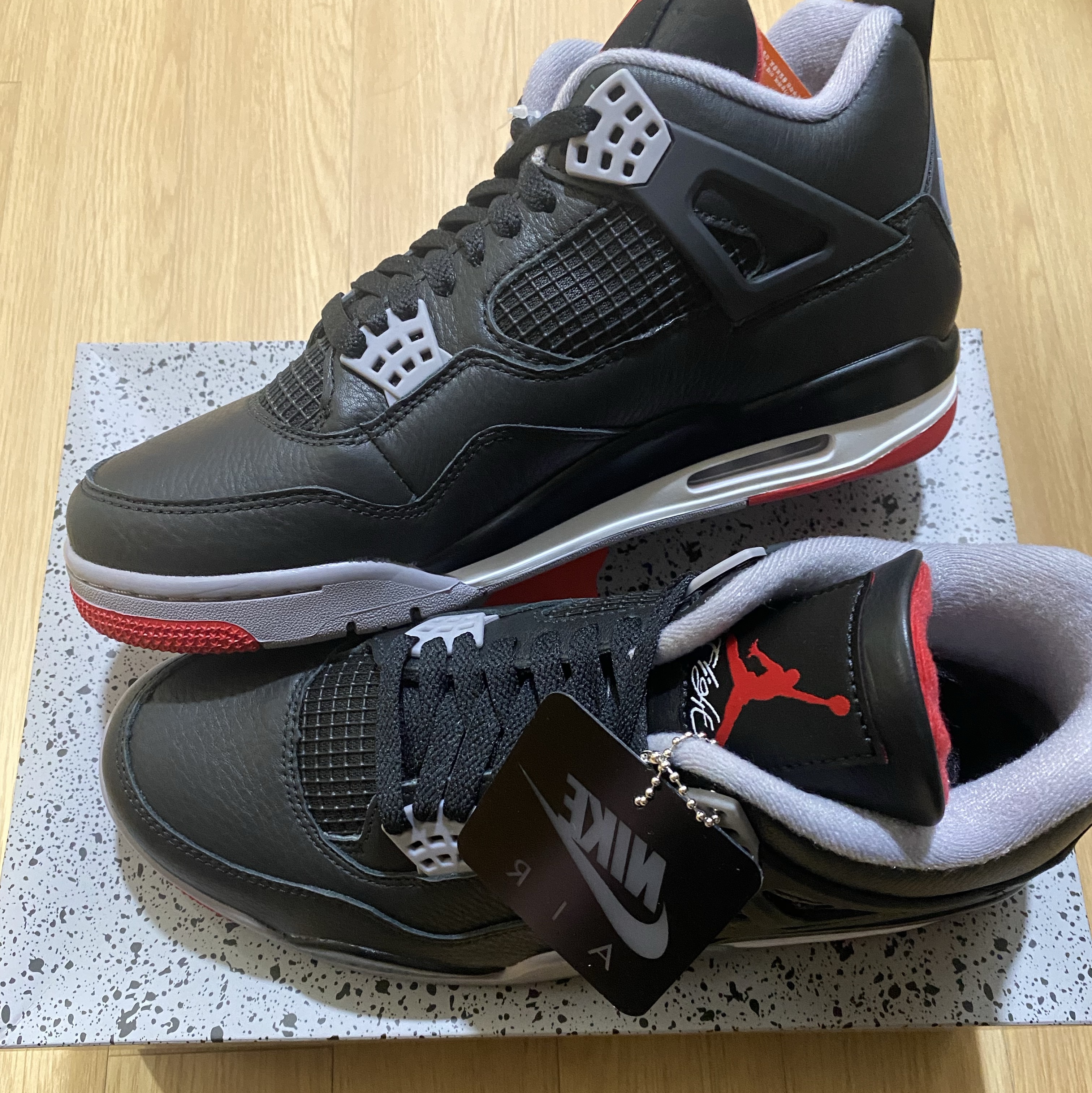 Jordan 4 Retro Bred Reimagined 착용 스타일