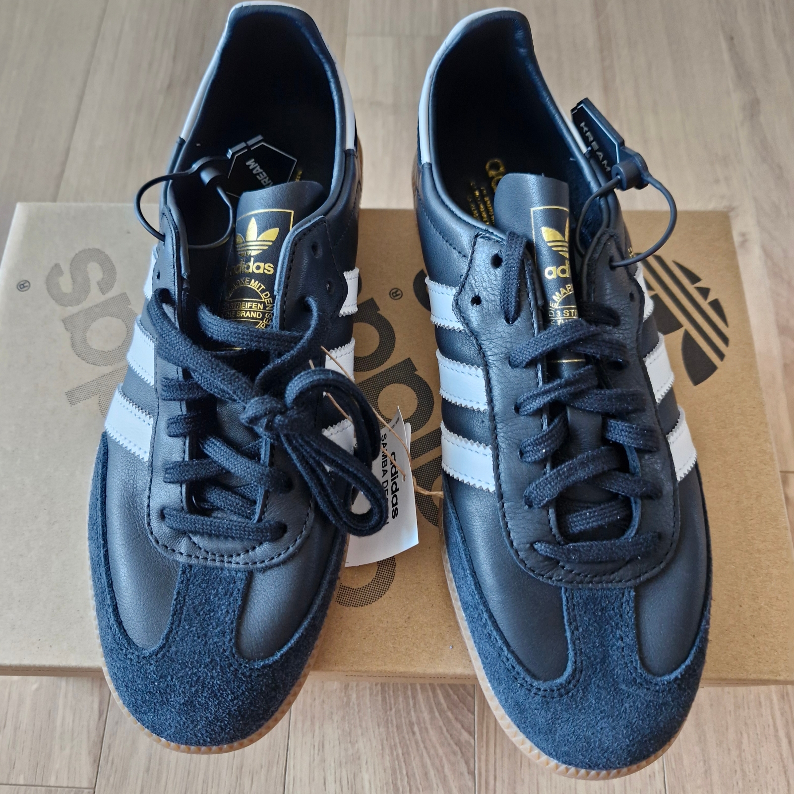 Adidas Samba Decon Core Black 착용 스타일 - 1