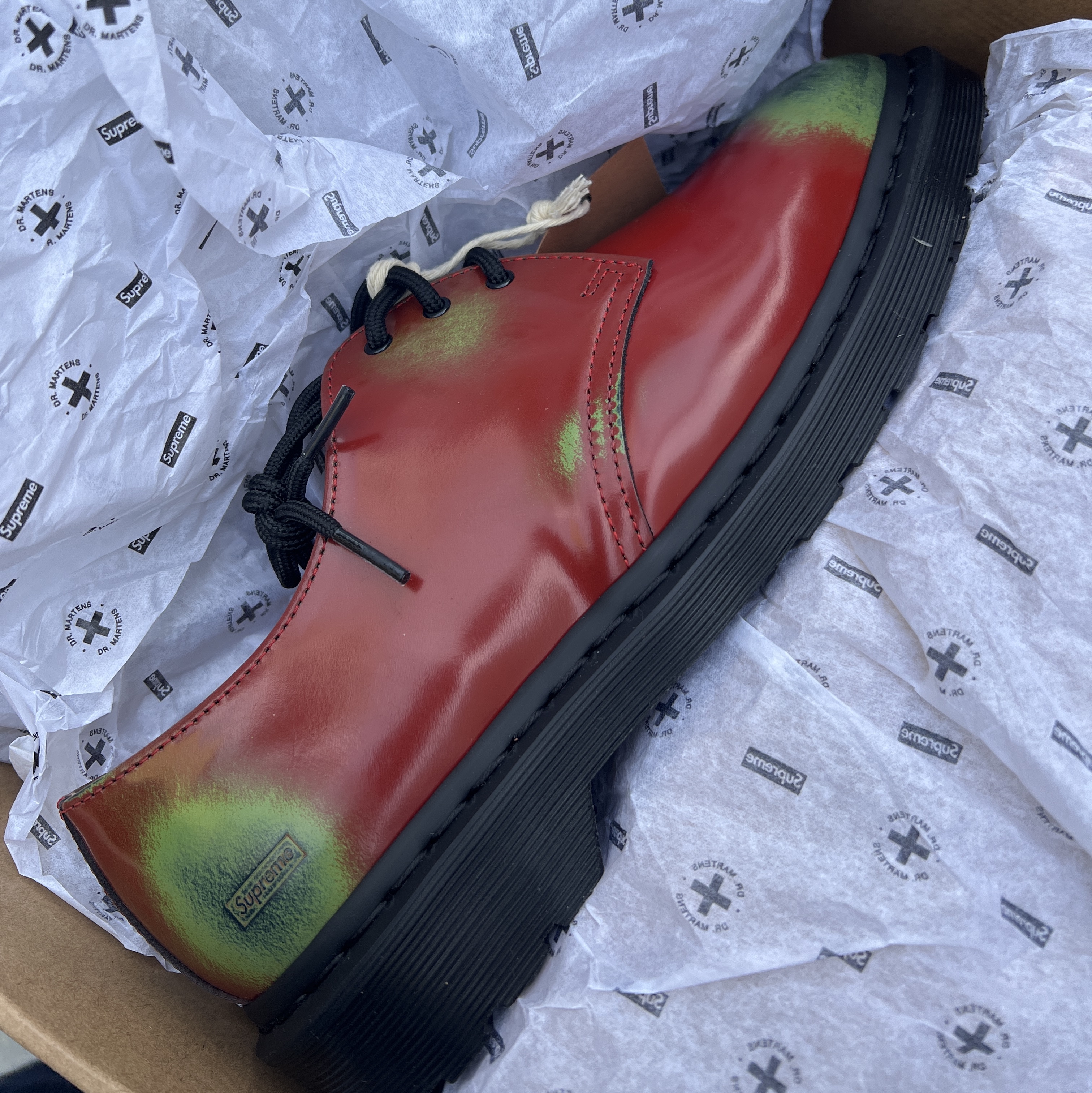 Dr. Martens x Supreme 1461 Multi 착용 스타일