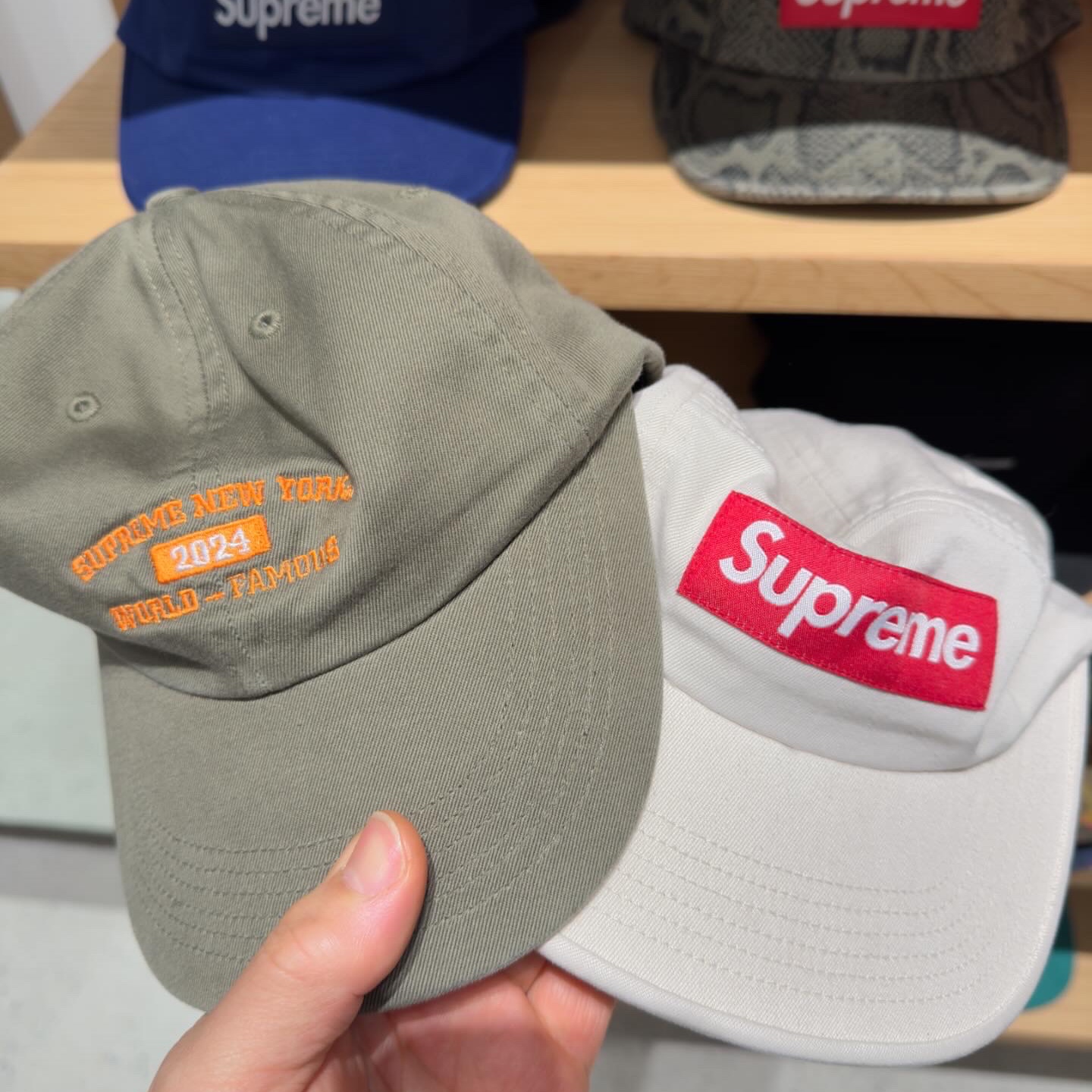 Supreme Washed Chino Twill Camp Cap Natural - 24SS 착용 스타일 - 2
