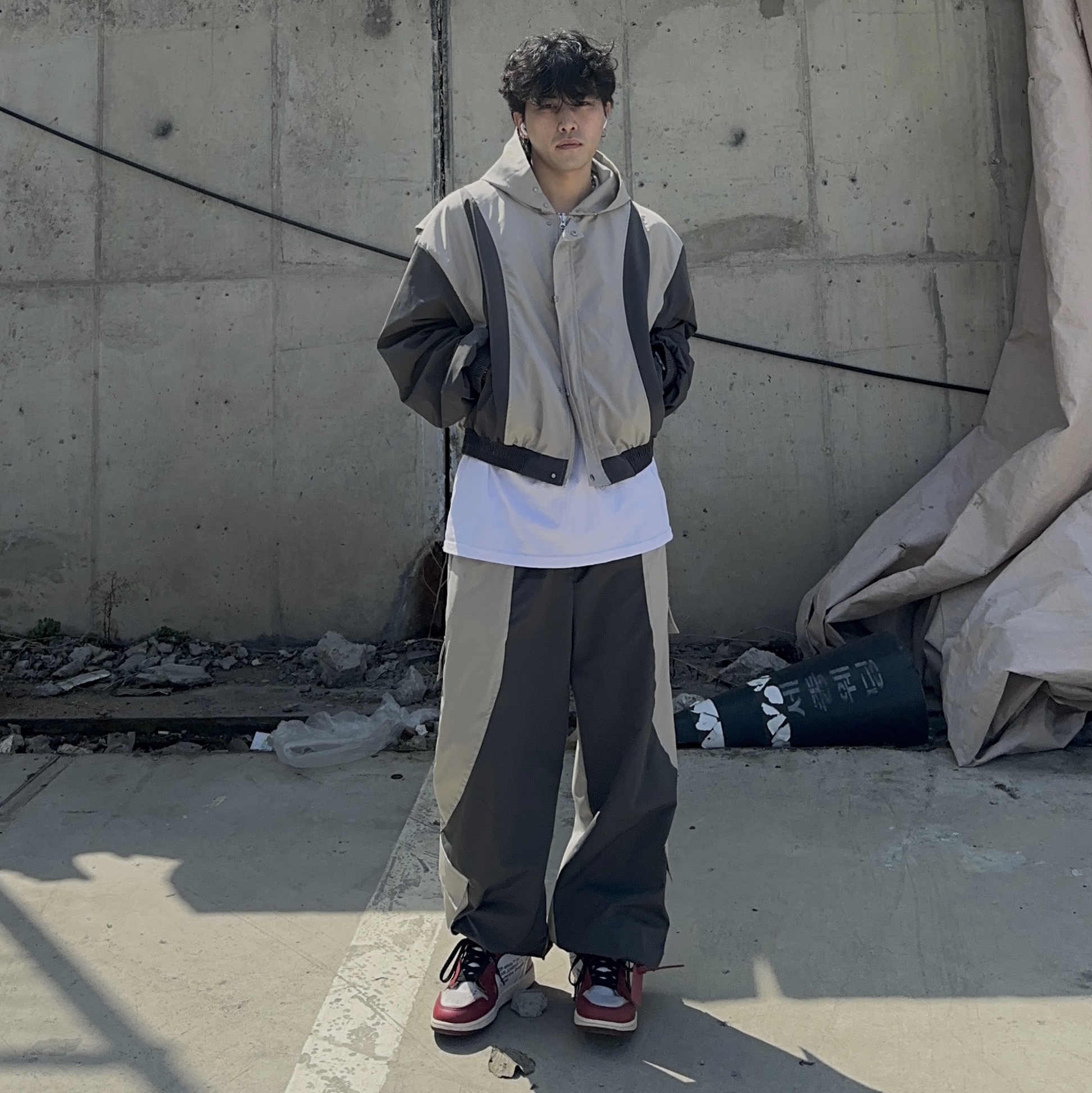 Jordan 1 x Off-White Retro High Chicago The Ten 착용 스타일 - 1