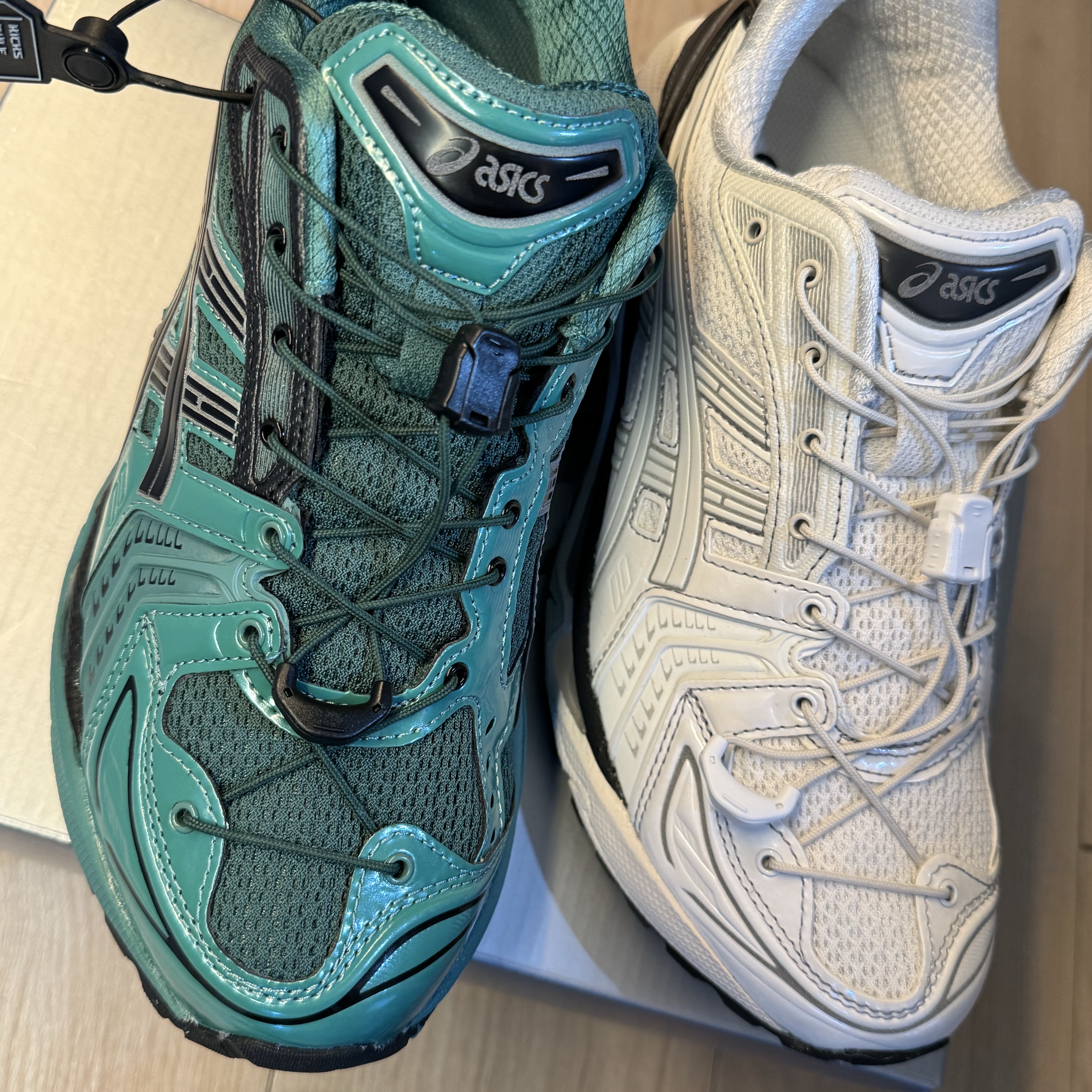 Asics x Unaffected Gel-Kayano 14 Uranus Green 착용 스타일 - 3