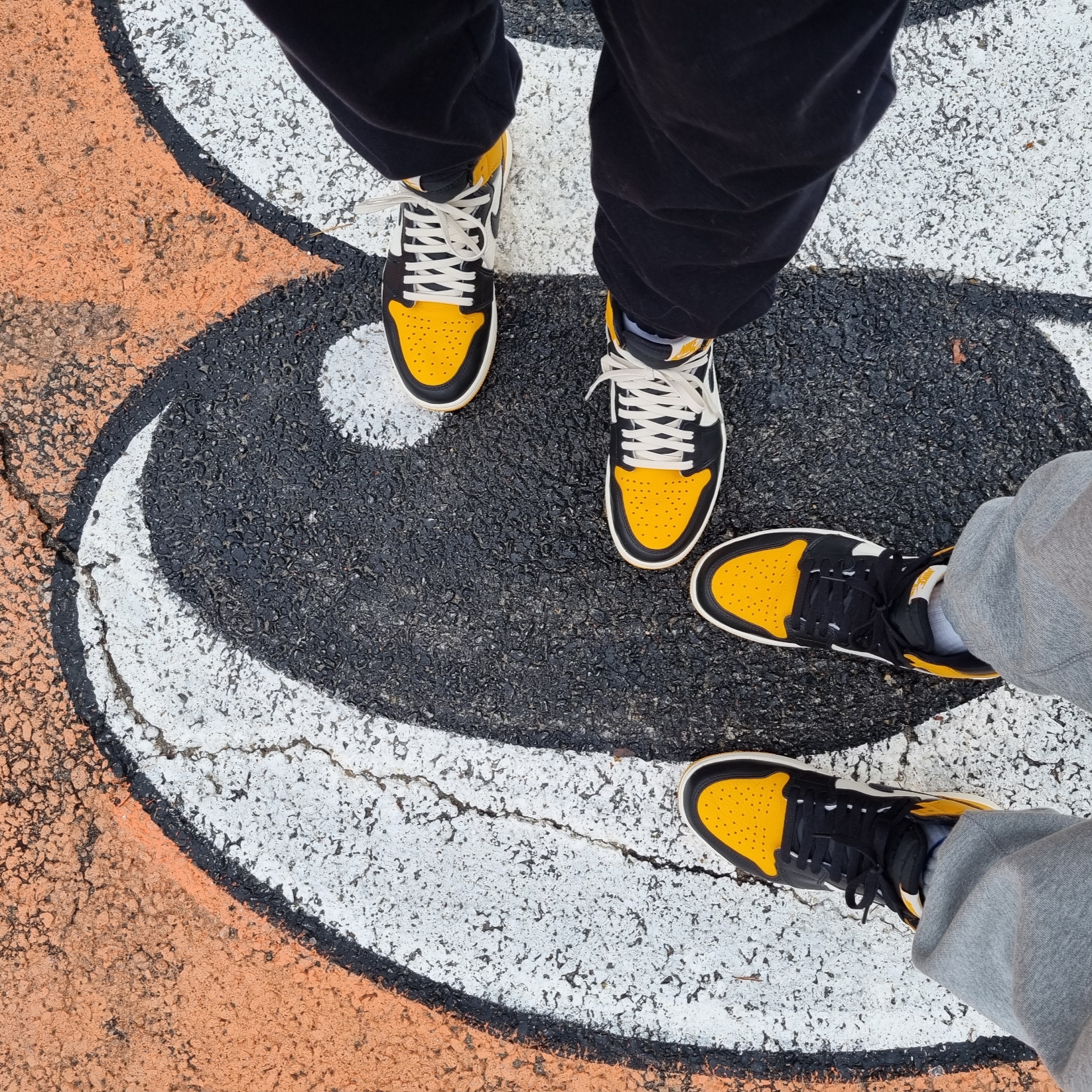 Jordan 1 Retro High OG Taxi 착용 스타일