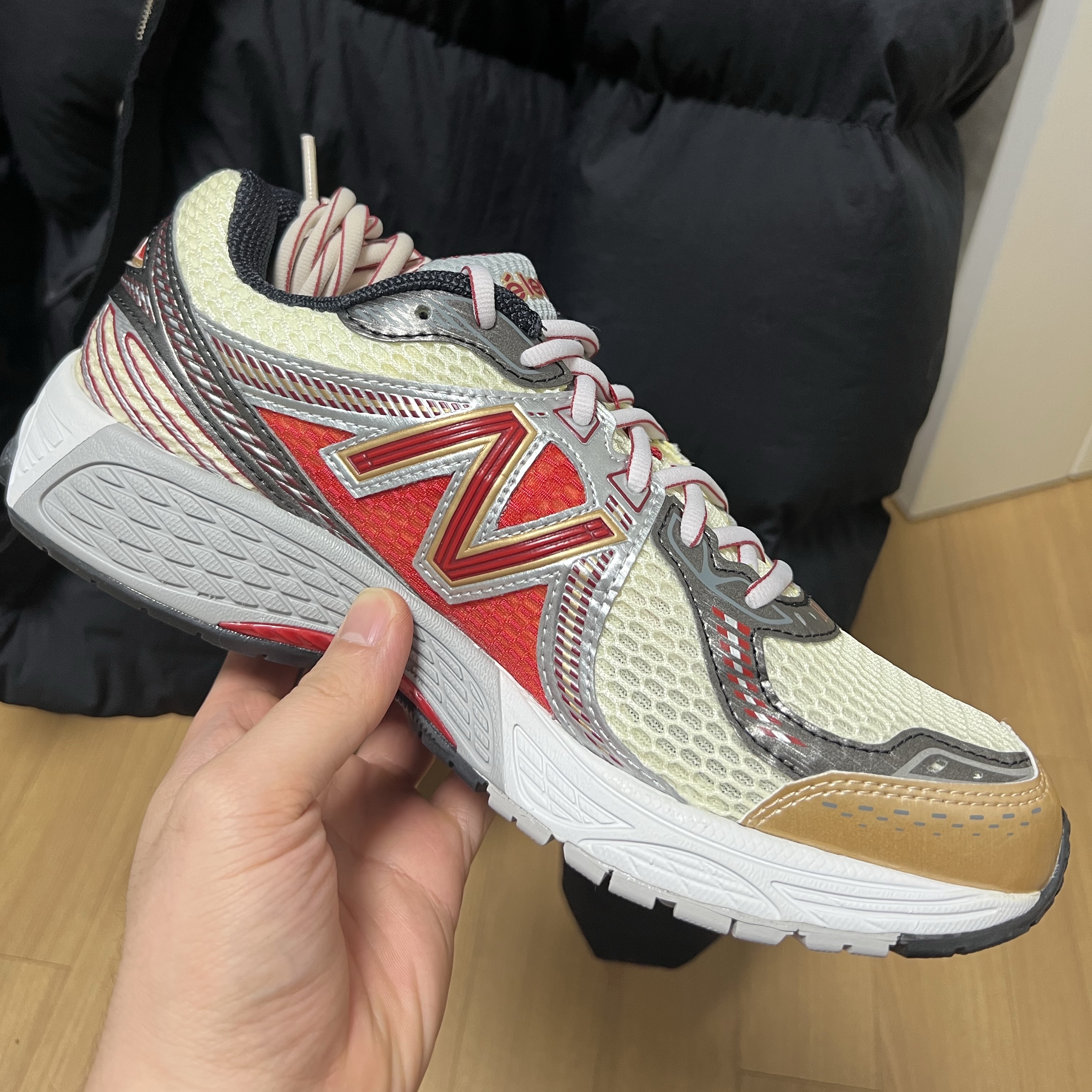 New Balance x Aime Leon Dore 860v2 Red 착용 스타일