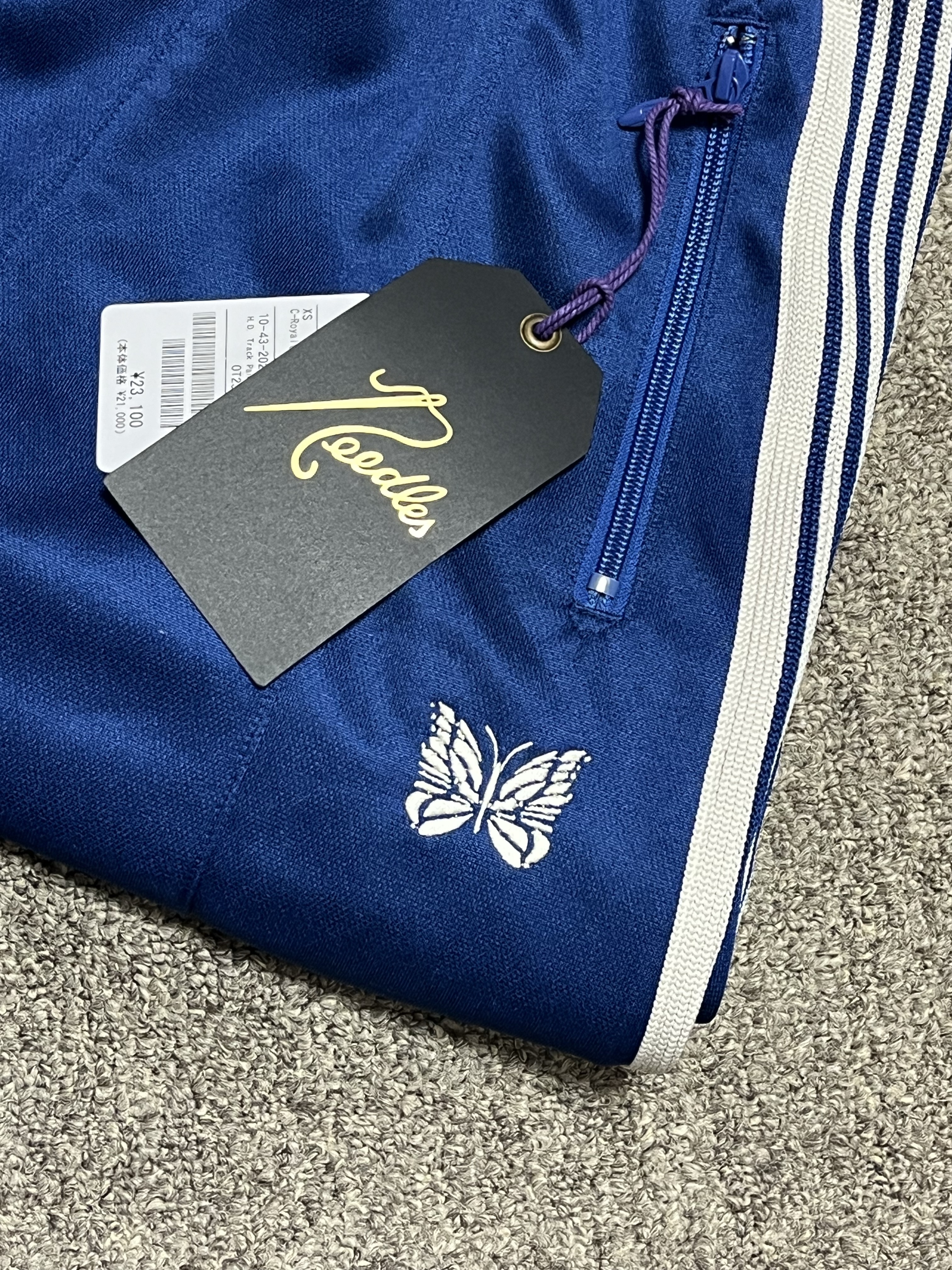 Needles H.D. Track Pants Poly Smooth Royal, Carhartt WIP Clink Shirt Wax 착용 스타일 - 3