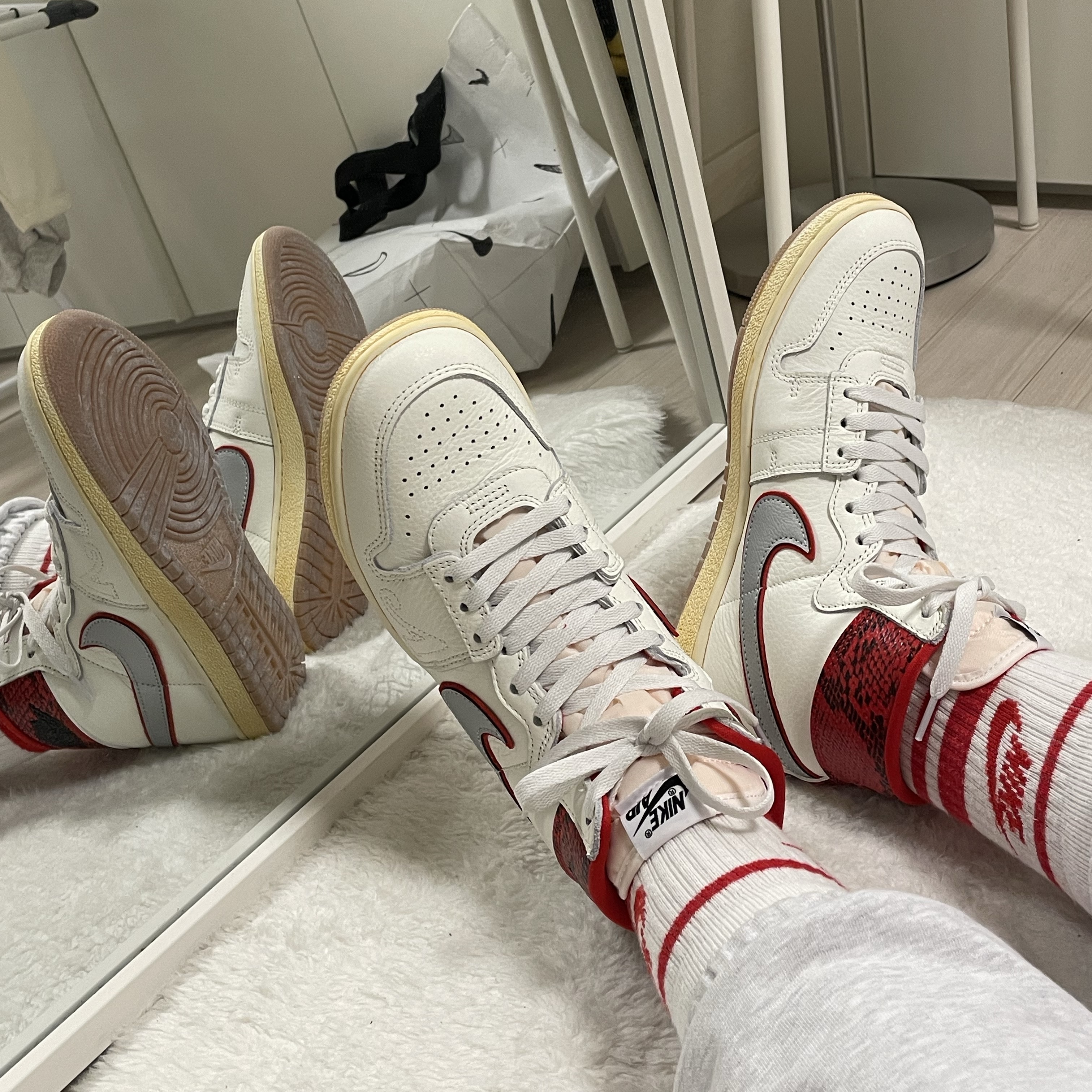 Jordan x Awake NY Air Ship PE SP Sail University Red 착용 스타일 - 5
